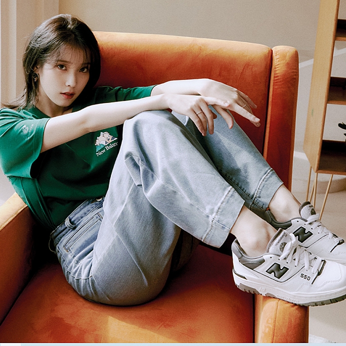 New Balance 550 White Grey Dark Grey - 2E Wide 착용 스타일