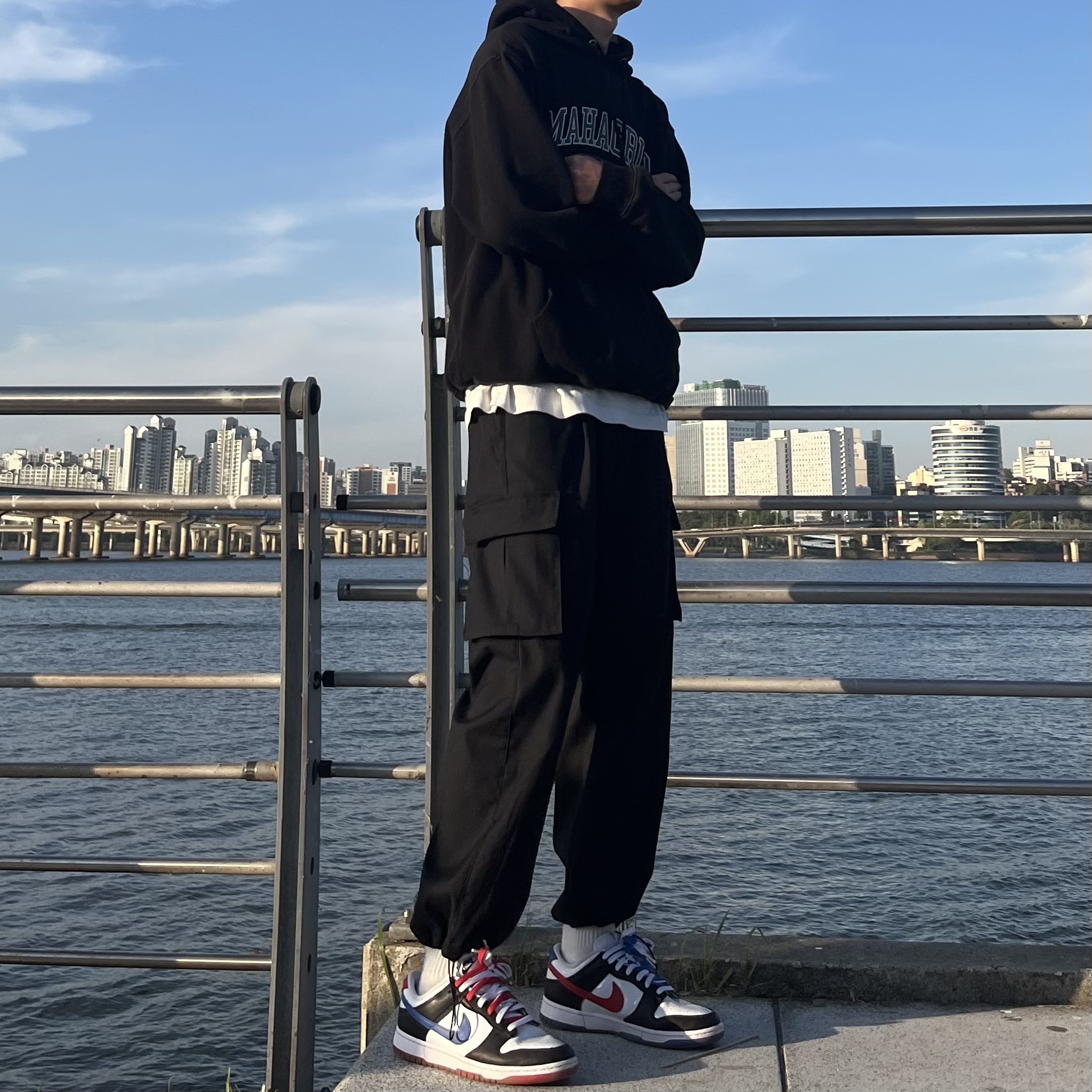 Nike Dunk Low SE Seoul 착용 스타일