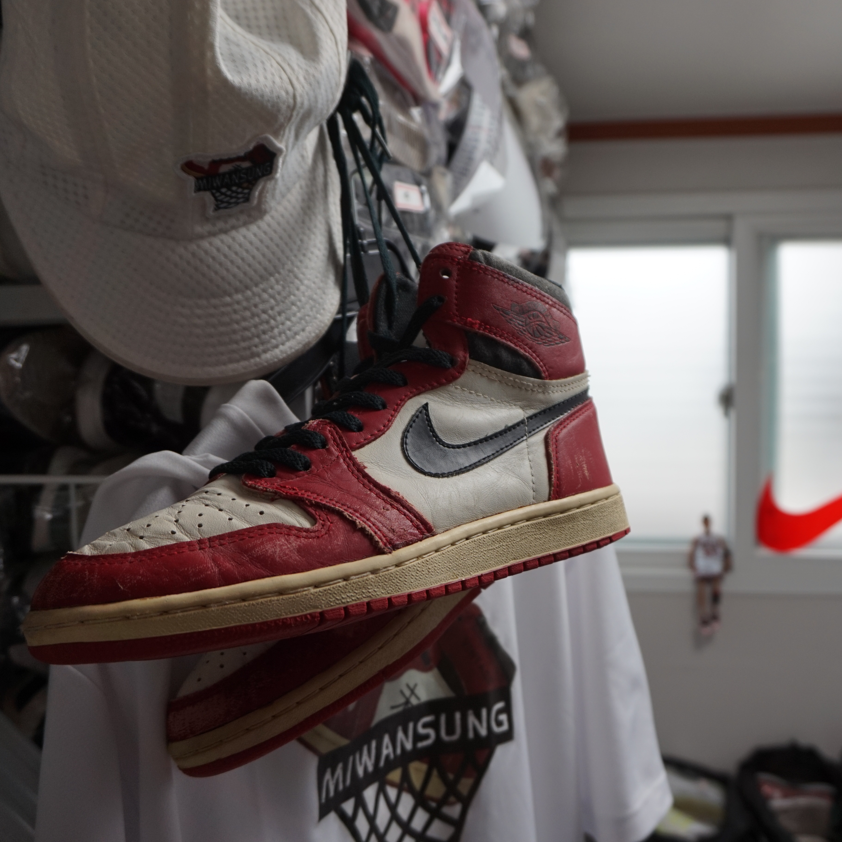 Jordan 1 OG Chicago 1985 착용 스타일