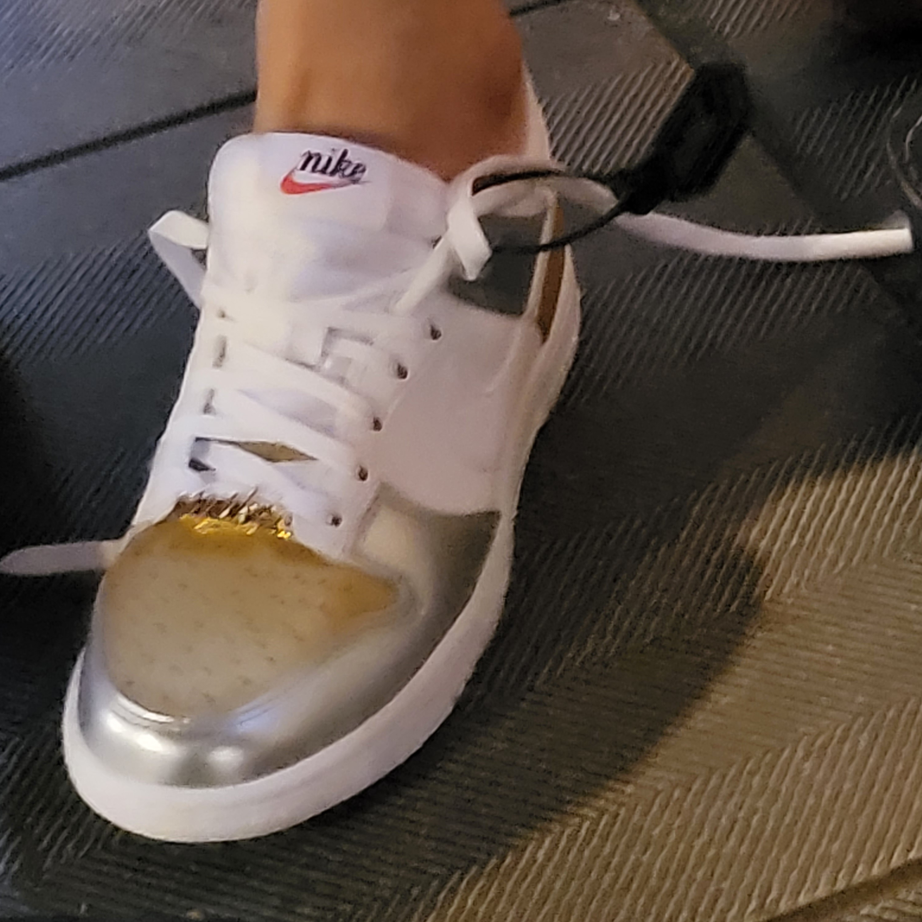 (W) Nike Dunk Low SE Heirloom 착용 스타일