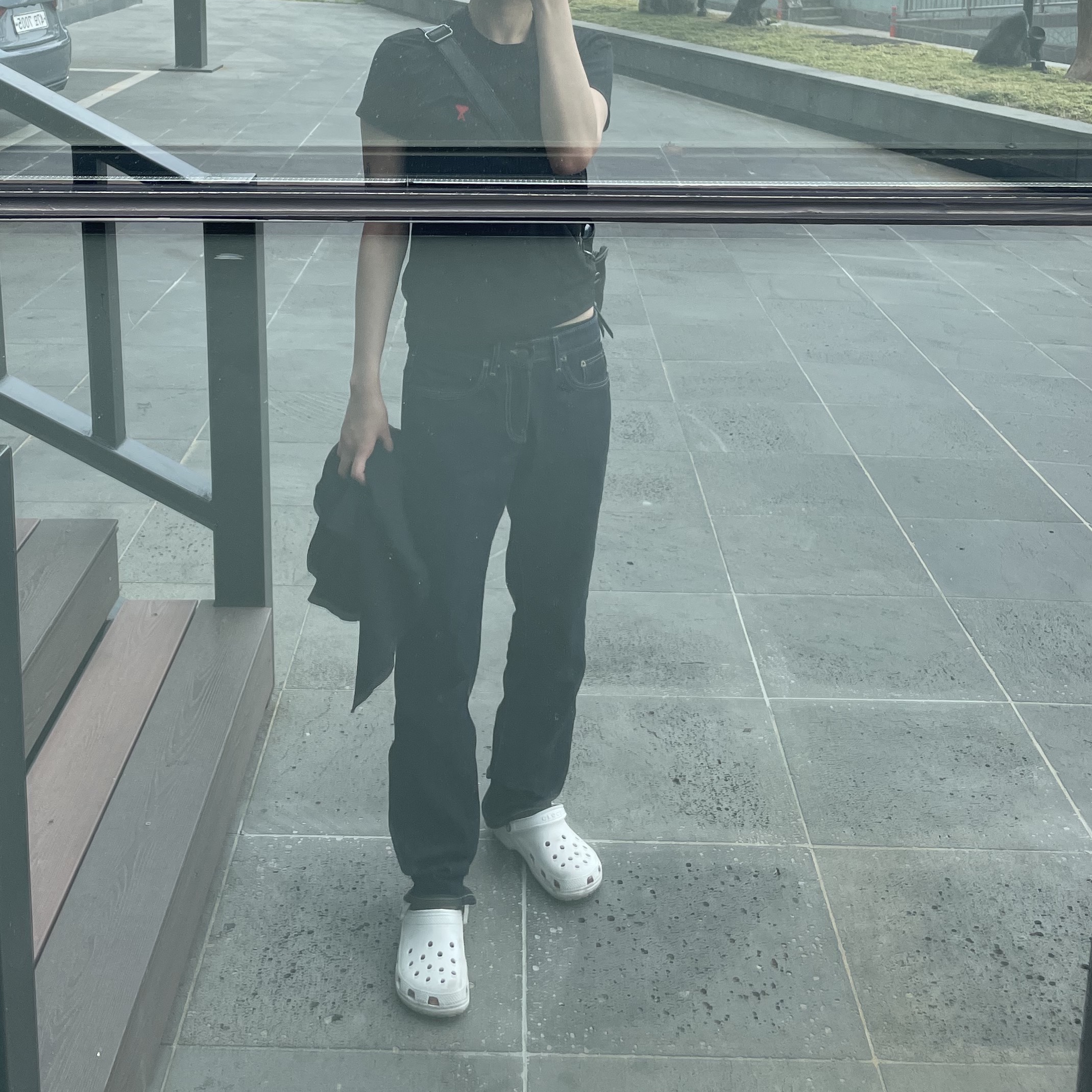 AMI de Coeur T-Shirt Black 착용 스타일