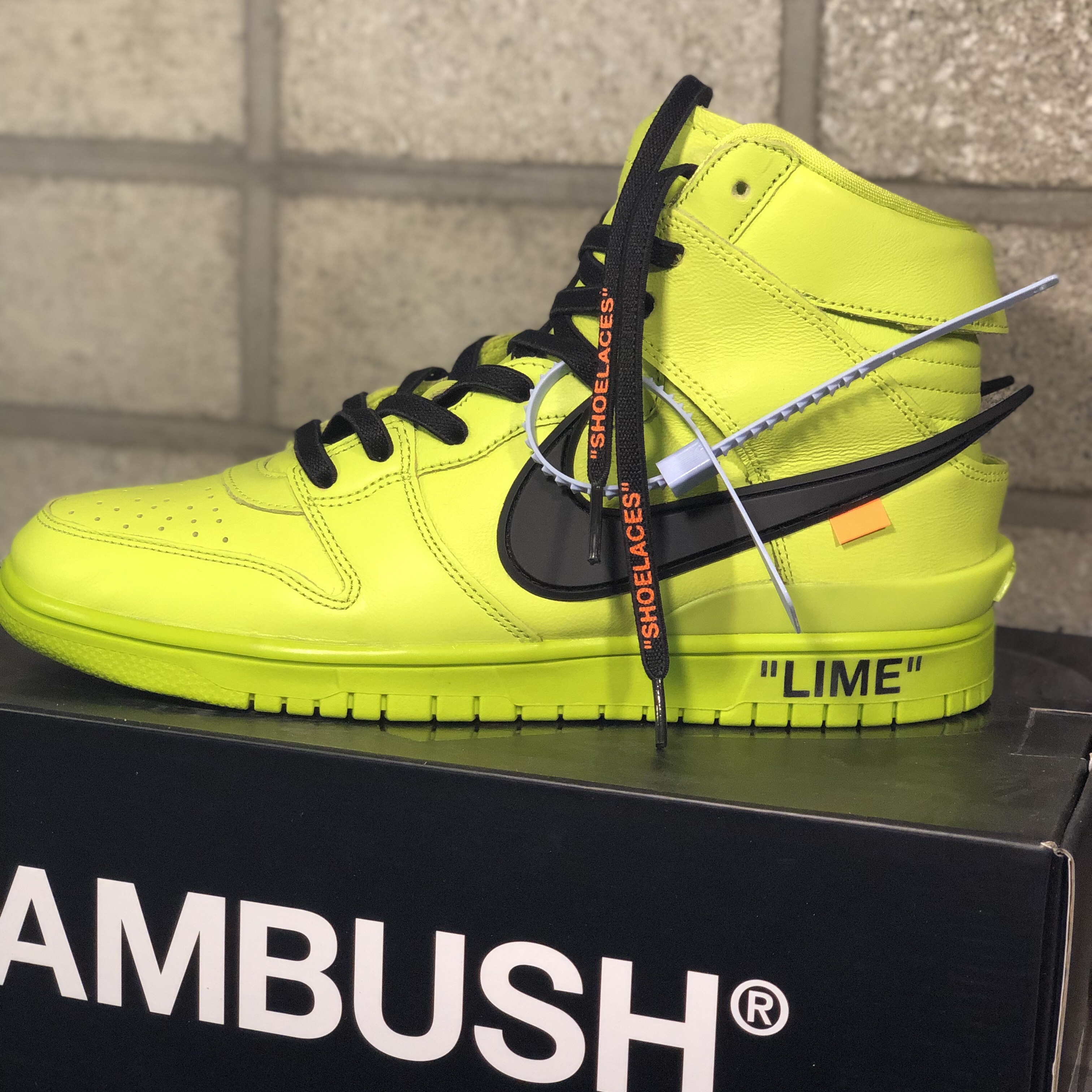 Nike x Ambush Dunk High Flash Lime 착용 스타일 - 5