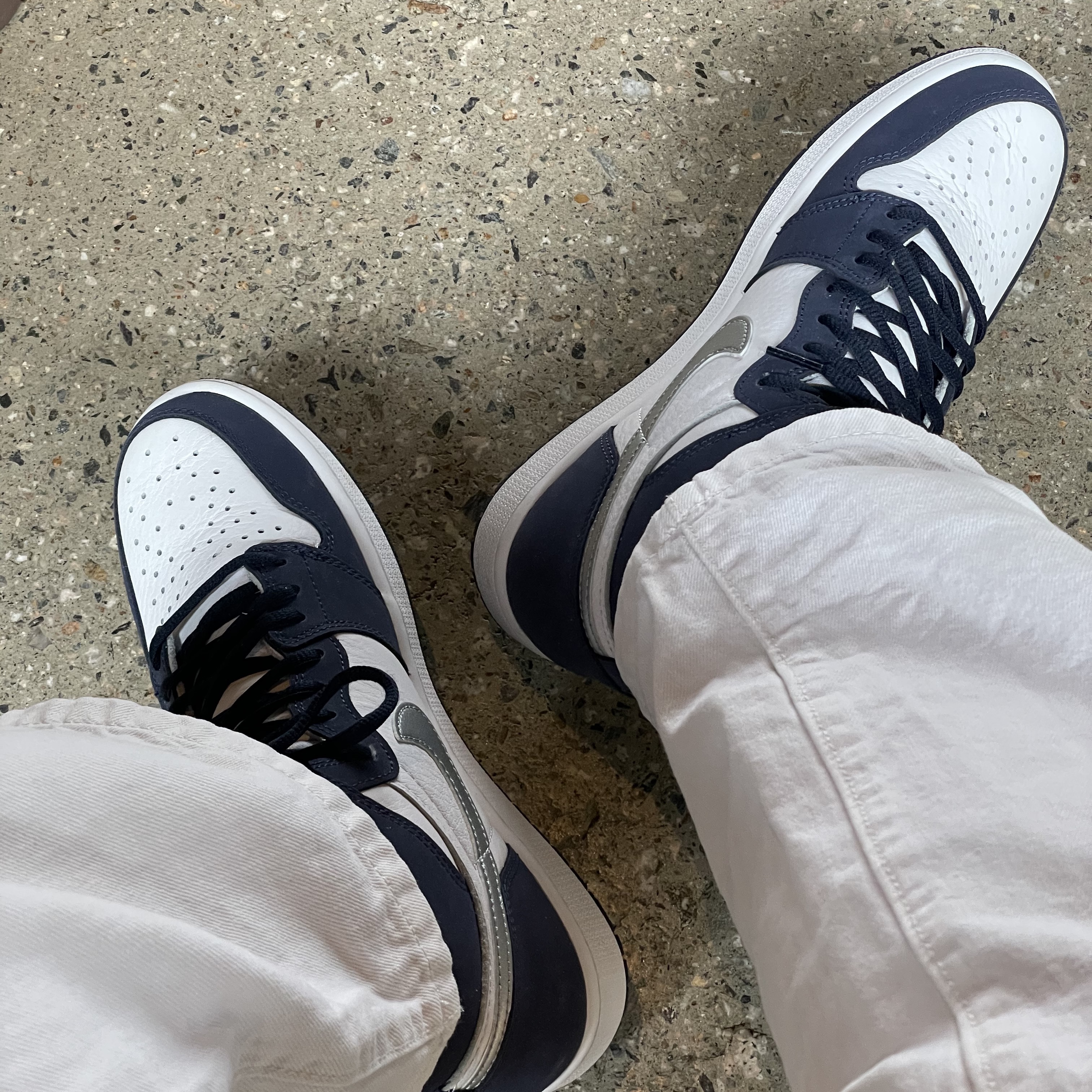 Jordan 1 Retro High OG CO.JP Midnight Navy 착용 스타일