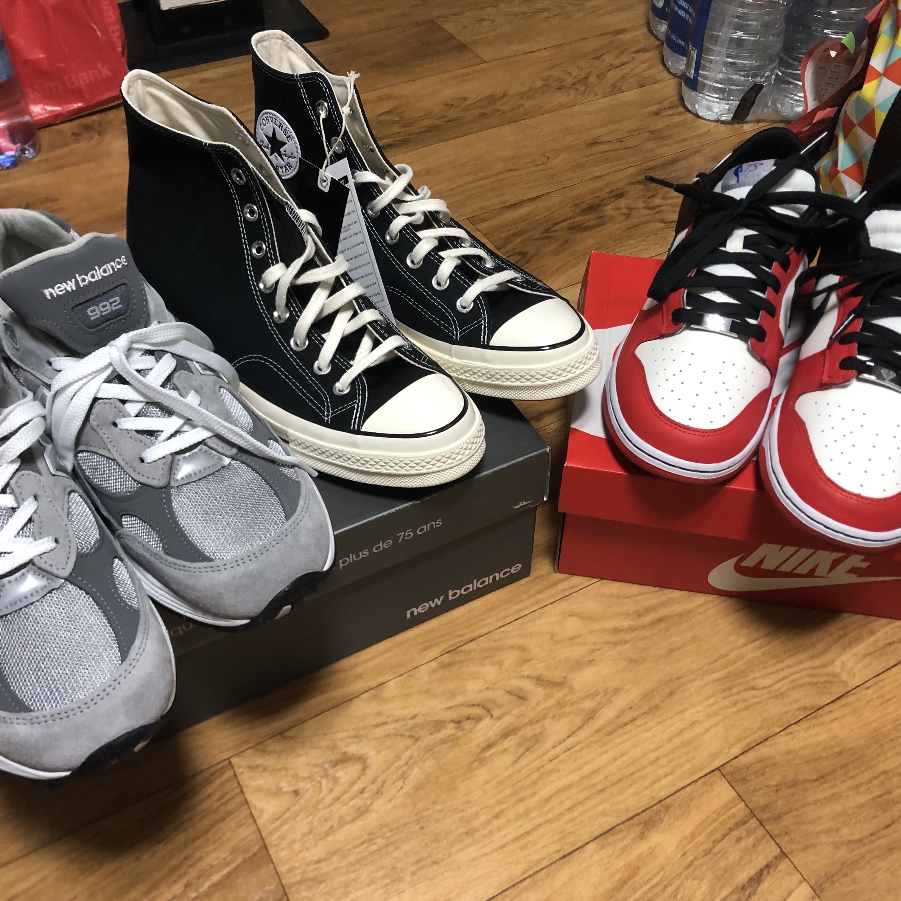 New Balance 992 Made in USA Grey - D Standard, Converse Chuck 70 Hi Black 착용 스타일