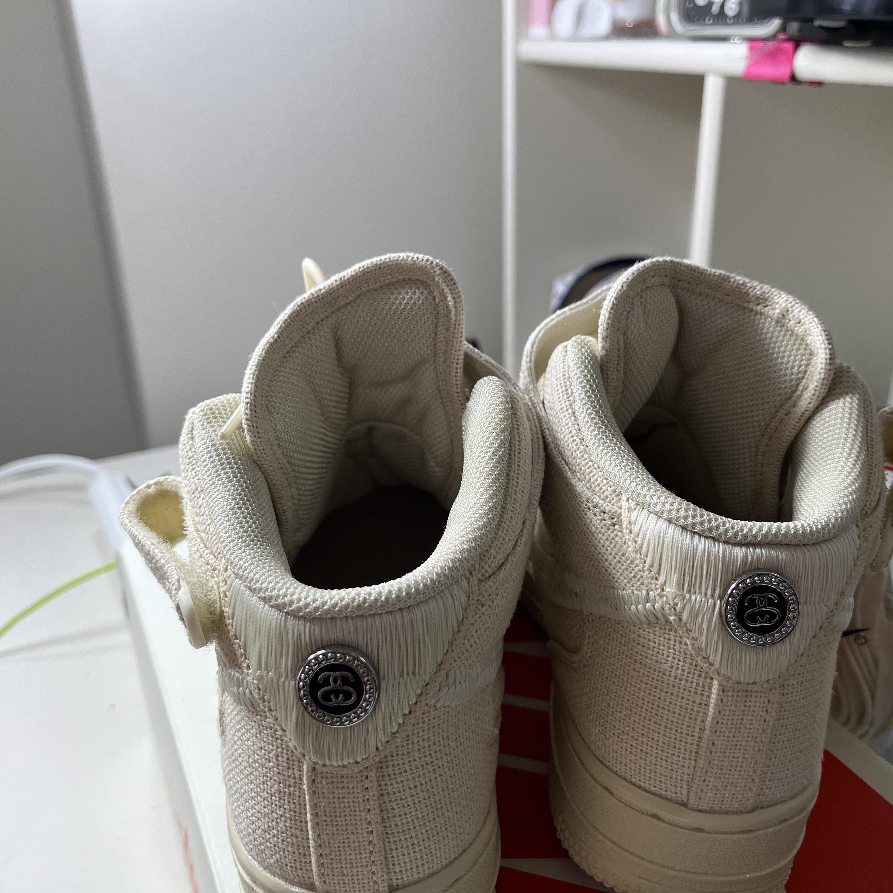 Nike x Stussy Air Force 1 '07 Mid SP Fossil 착용 스타일 - 3