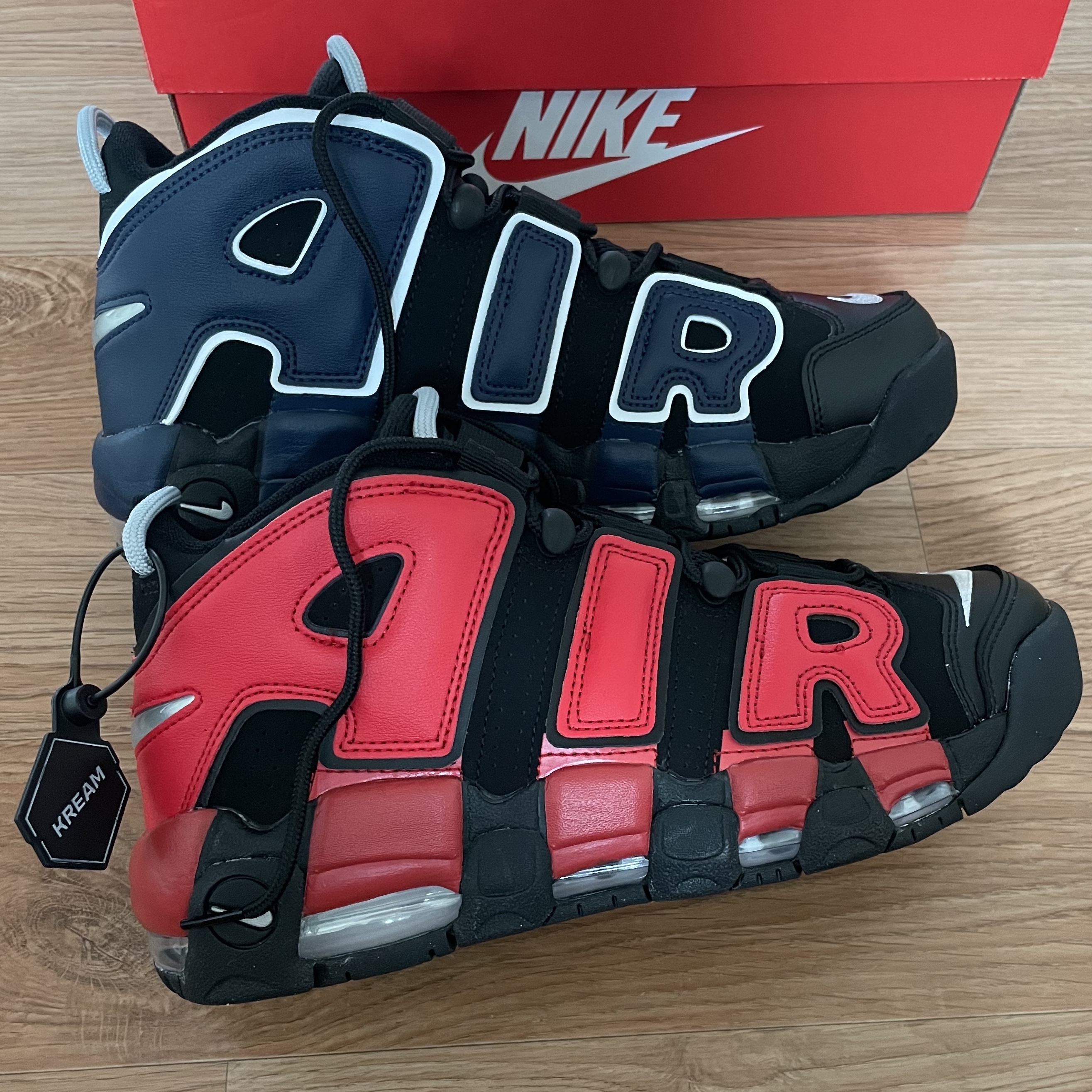 Nike Air More Uptempo 96 Black University Red 착용 스타일 - 2