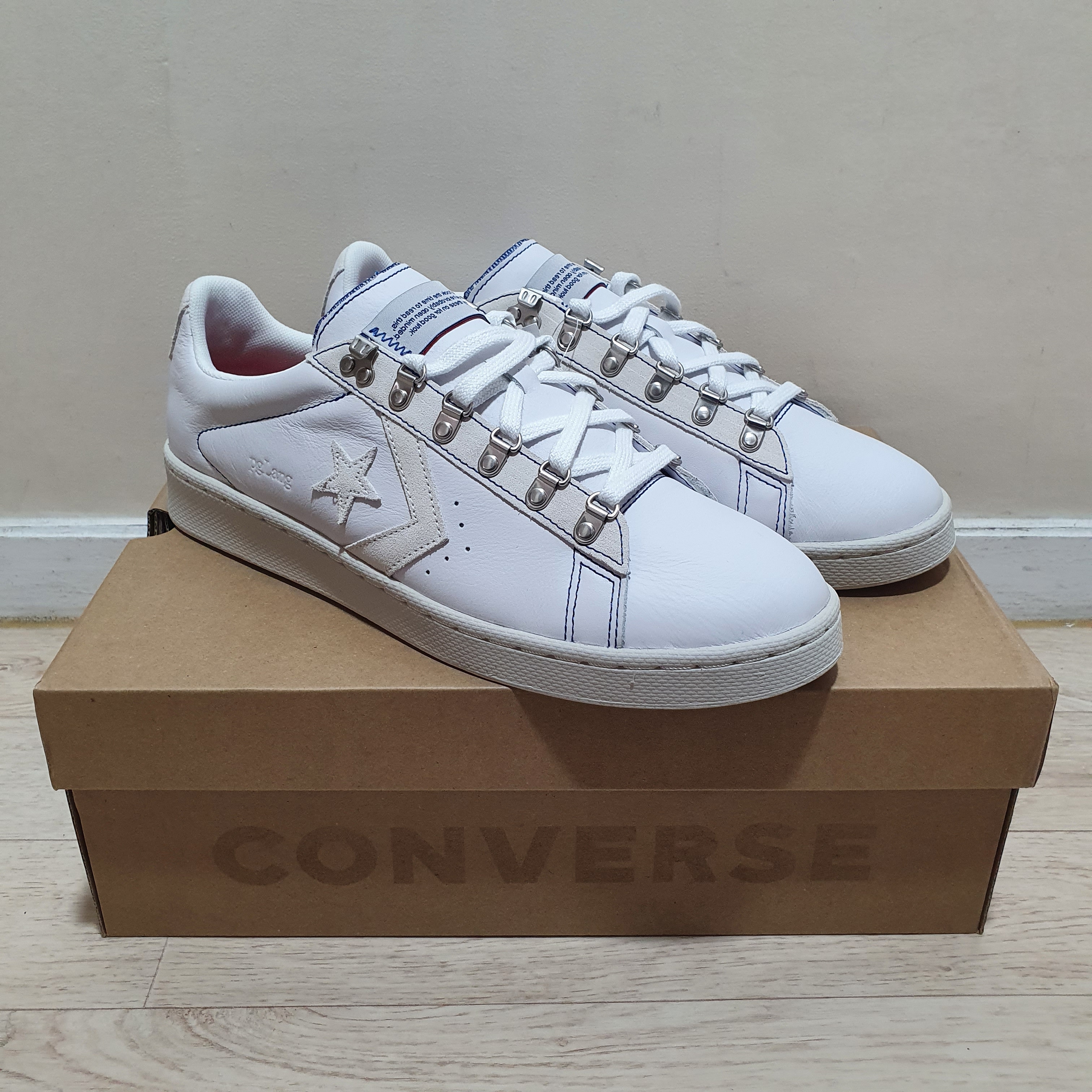 Converse x Pglang Pro Leather White 착용 스타일