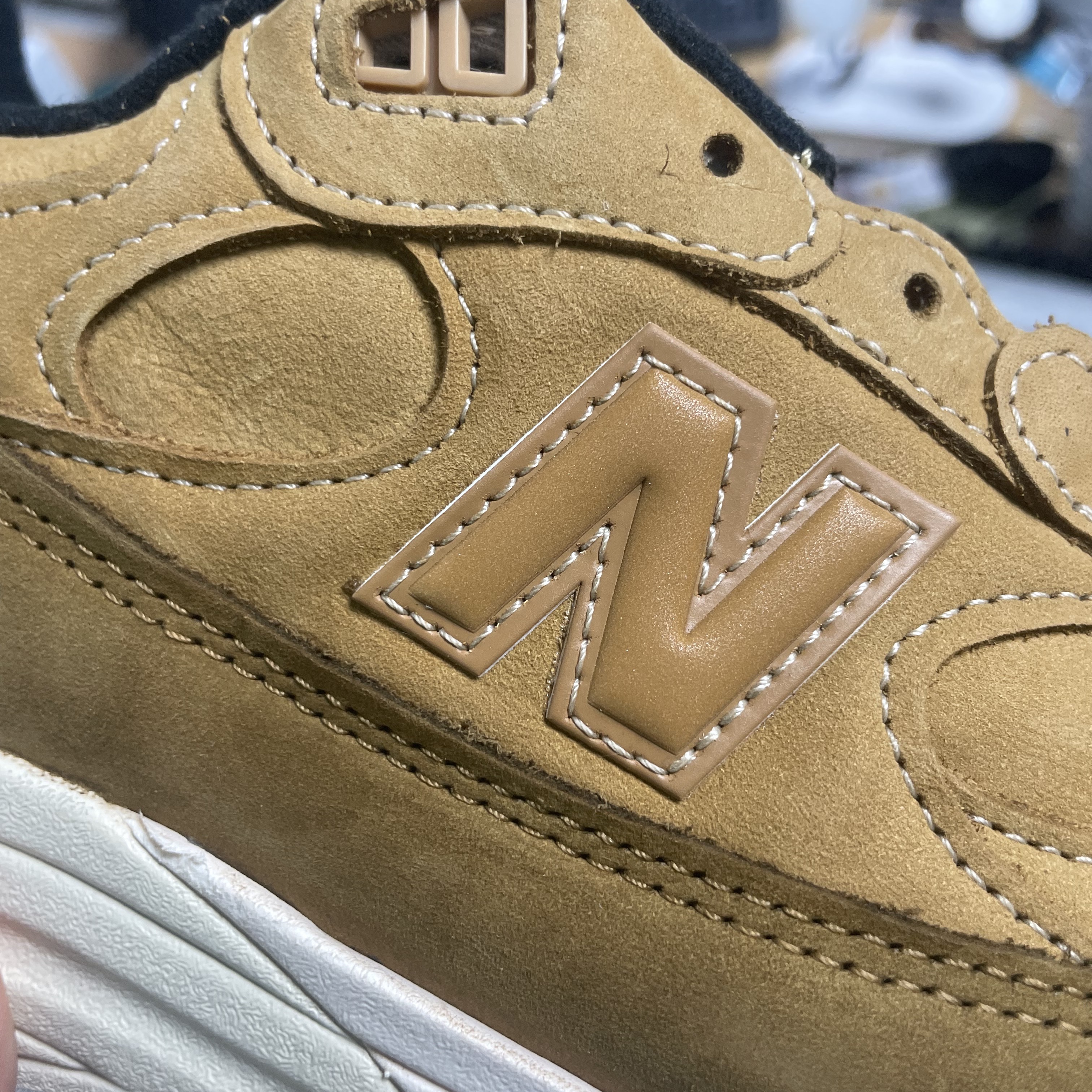 New Balance 992 Made in USA Brown 착용 스타일 - 1