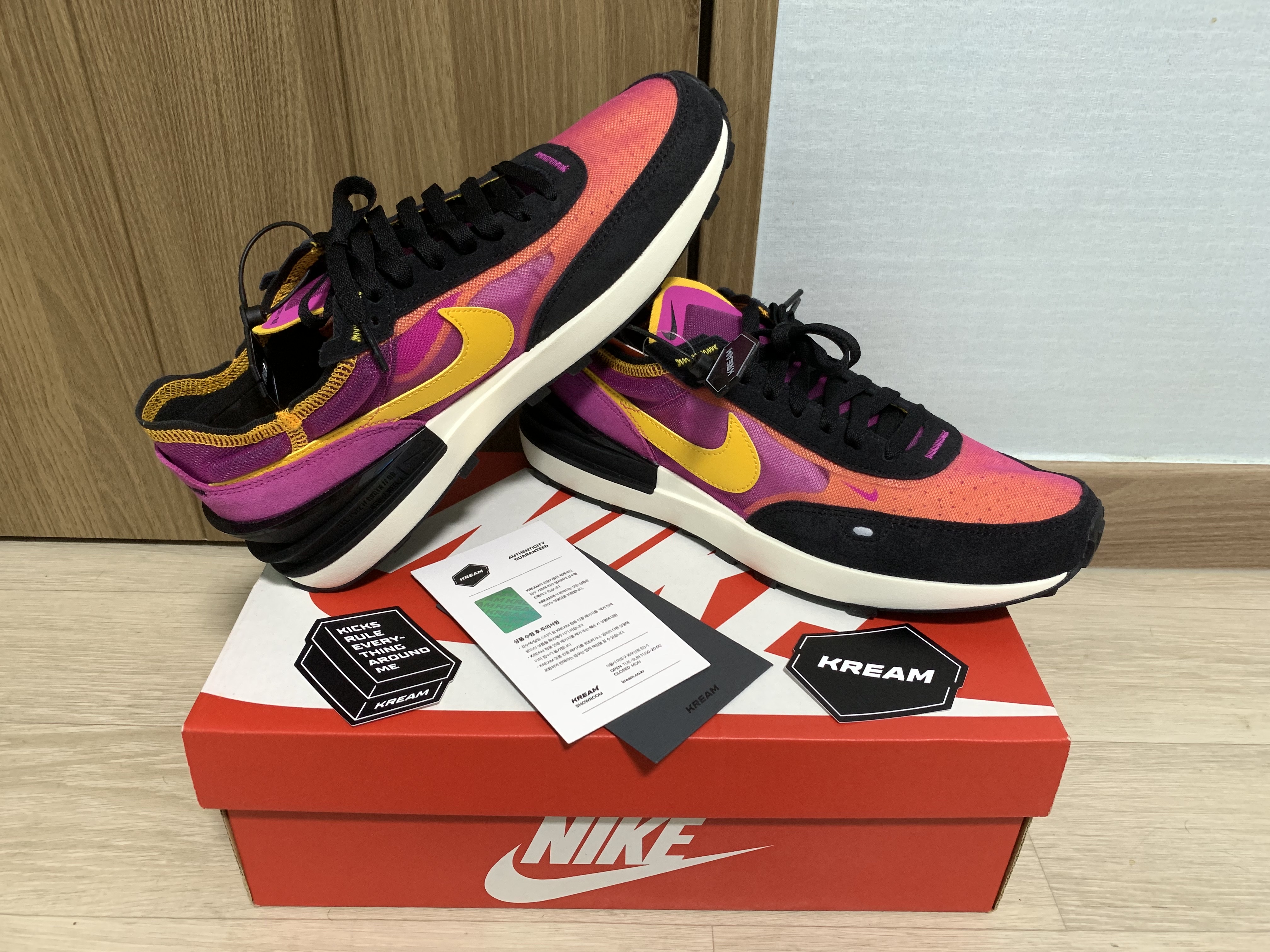 Nike Waffle One Active Fuchsia 착용 스타일 - 2