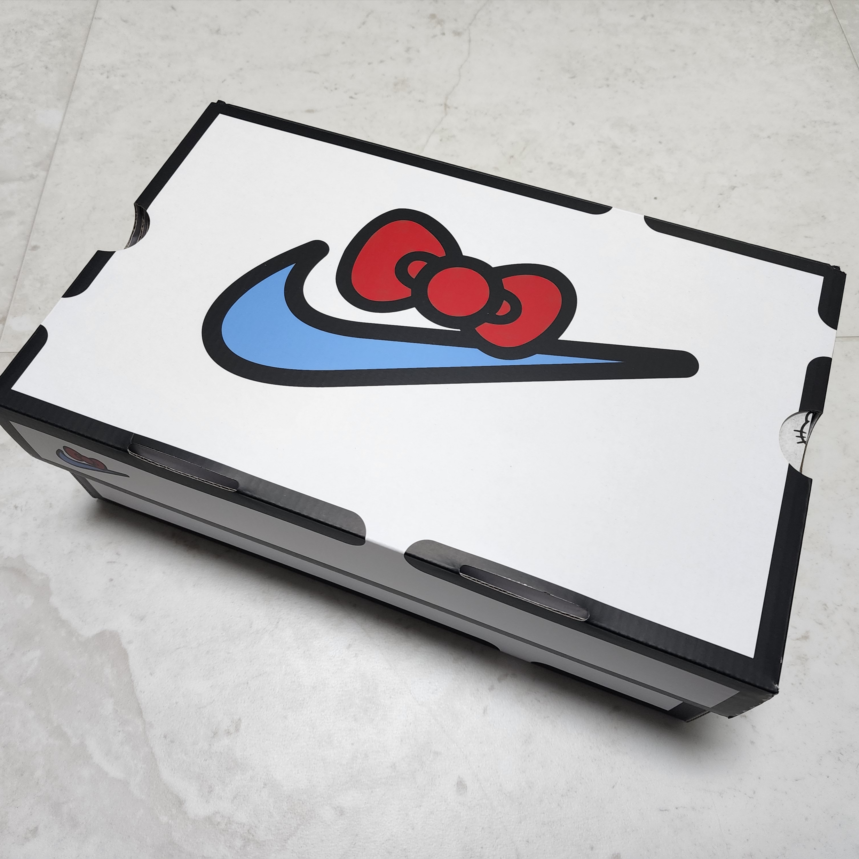 Nike x Hello Kitty Air Presto University Blue 착용 스타일 - 5