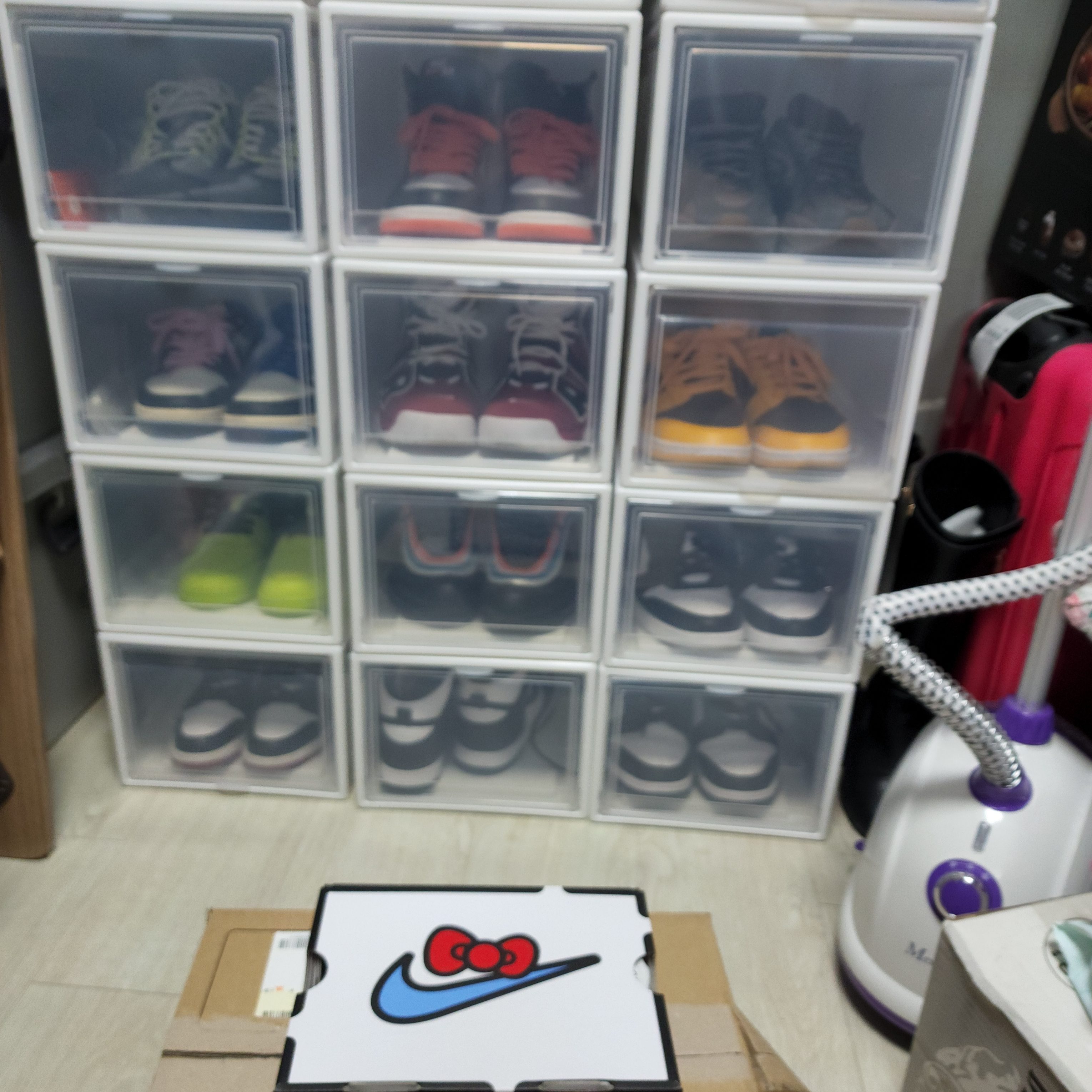 (TD) Nike x Hello Kitty Air Presto University Blue, Jordan 1 x Travis Scott x Fragment Retro Low OG SP Military Blue 착용 스타일 - 1