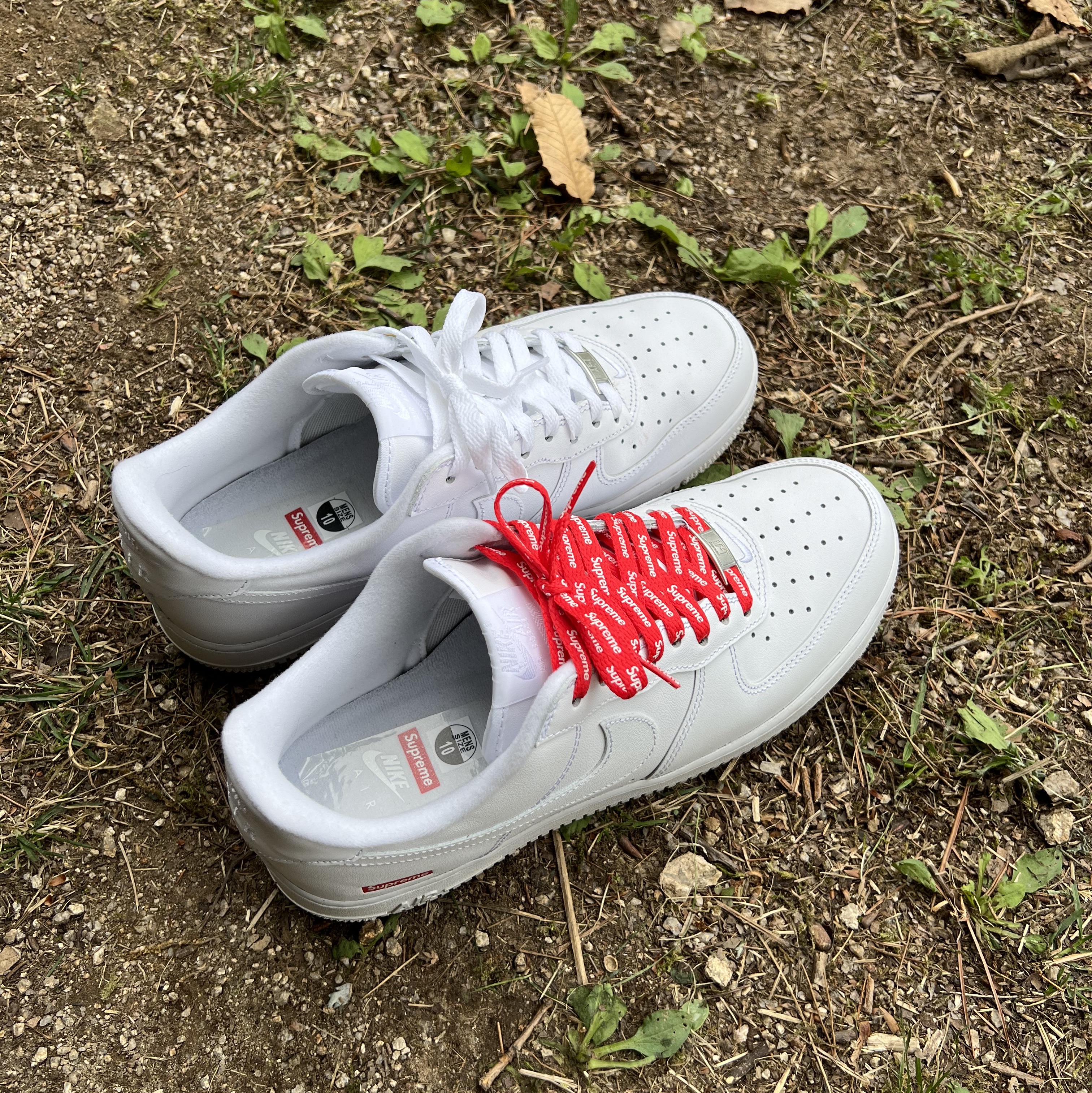 Nike x Supreme Air Force 1 Low White 착용 스타일 - 2