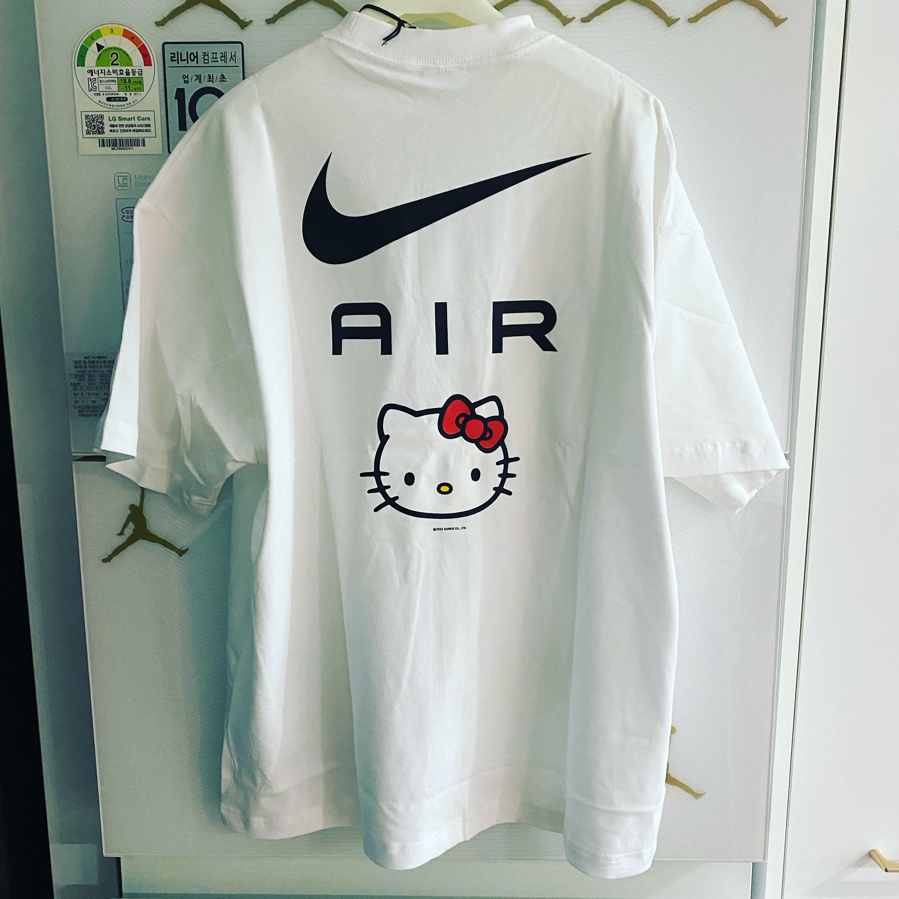Nike x Hello Kitty NRG Air T-Shirt White - Asia 착용 스타일