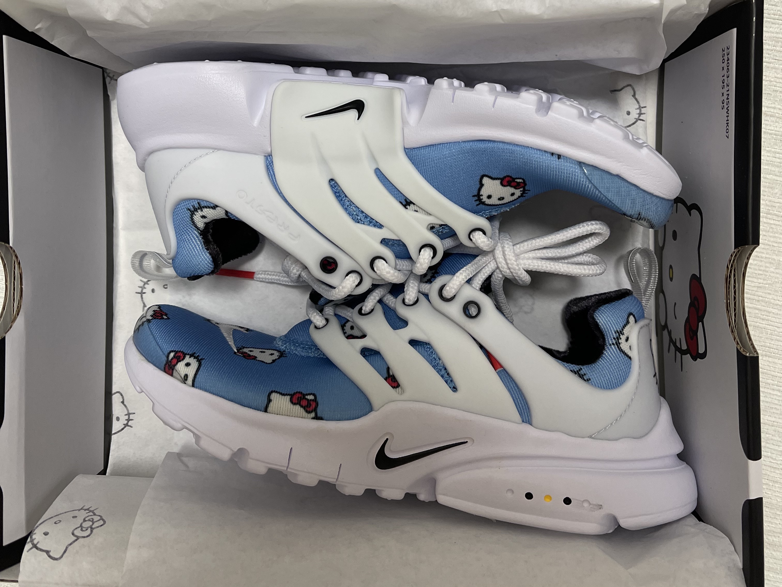 (PS) Nike x Hello Kitty Air Presto University Blue 착용 스타일 - 2