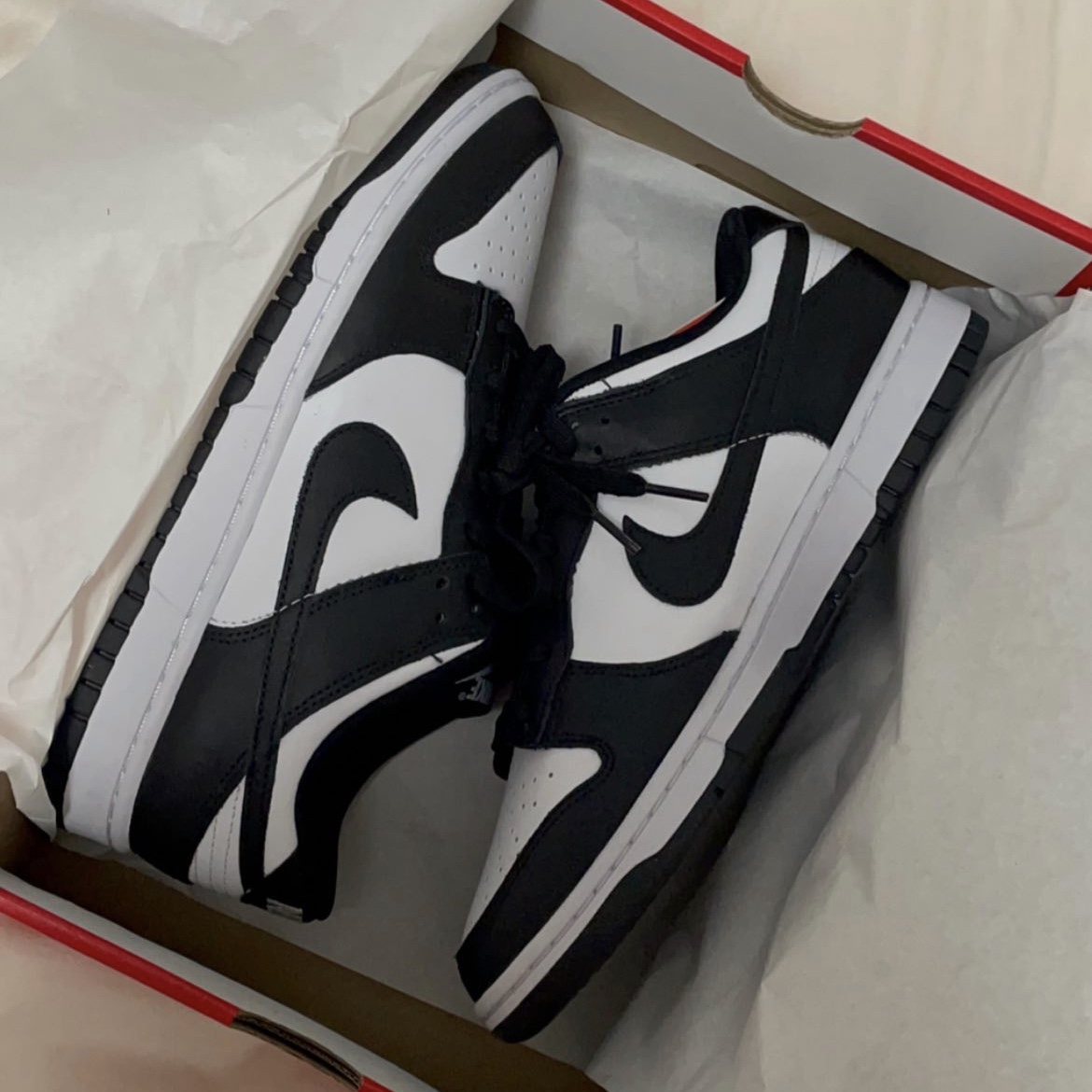 Nike Dunk Low Retro Black 착용 스타일