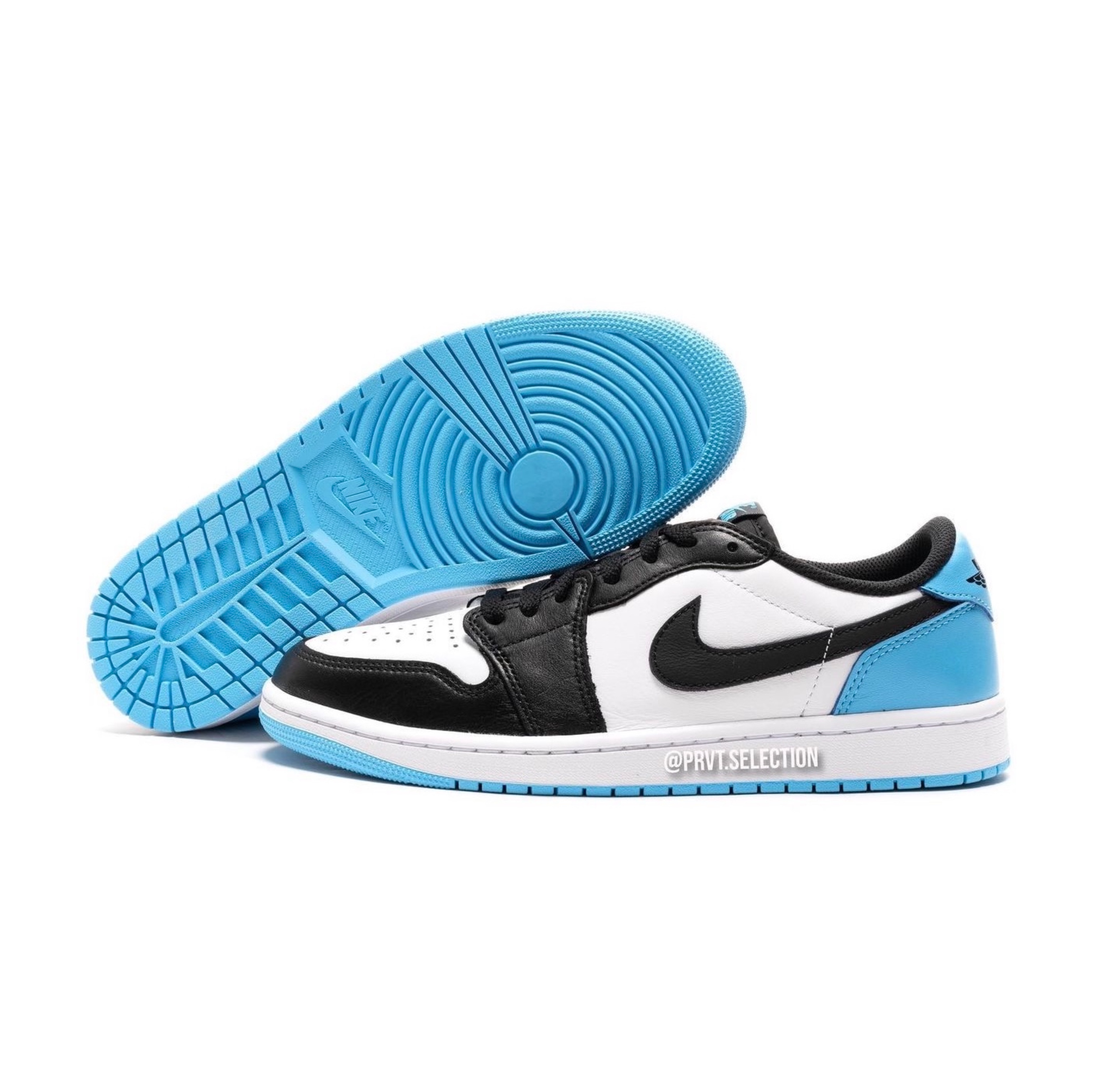 Jordan 1 Retro Low OG Black and Dark Powder Blue, (W) Jordan 1 Retro Low OG Black and Dark Powder Blue 착용 스타일 - 3