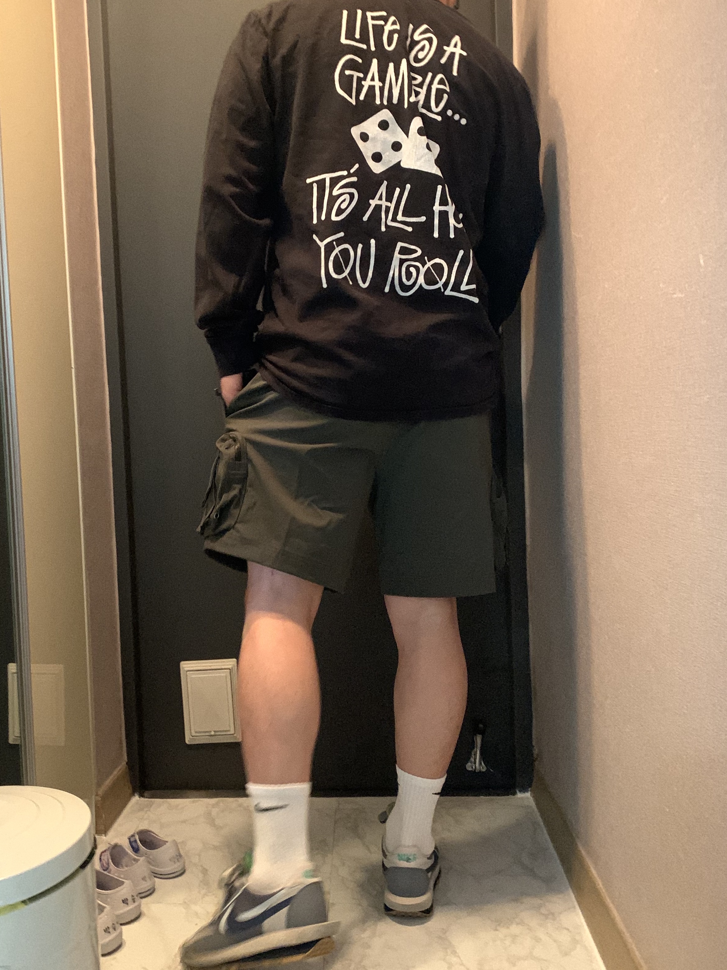 Nike x Sacai x Clot LDWaffle Cool Grey, Nike ACG Cargo Shorts Sequoia - Asia 착용 스타일 - 2