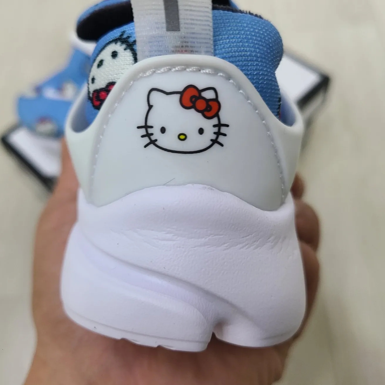 (TD) Nike x Hello Kitty Air Presto University Blue 착용 스타일 - 4