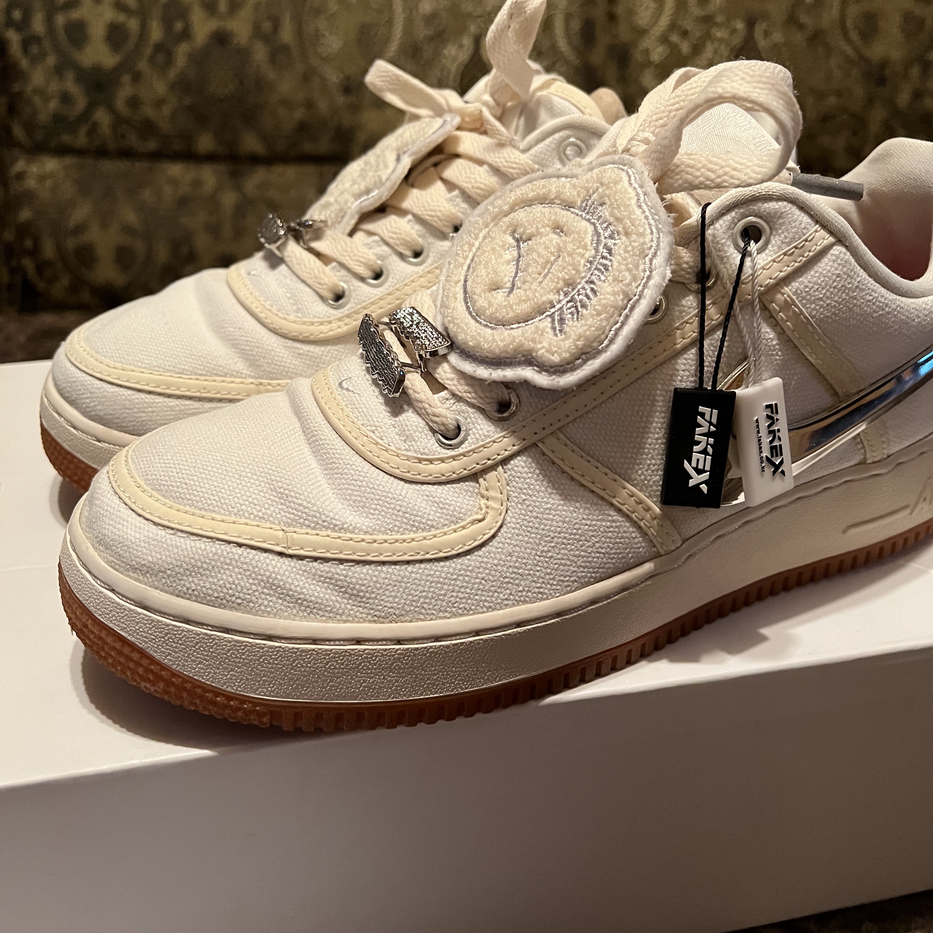 Nike x Travis Scott Air Force 1 Low White 착용 스타일 - 1