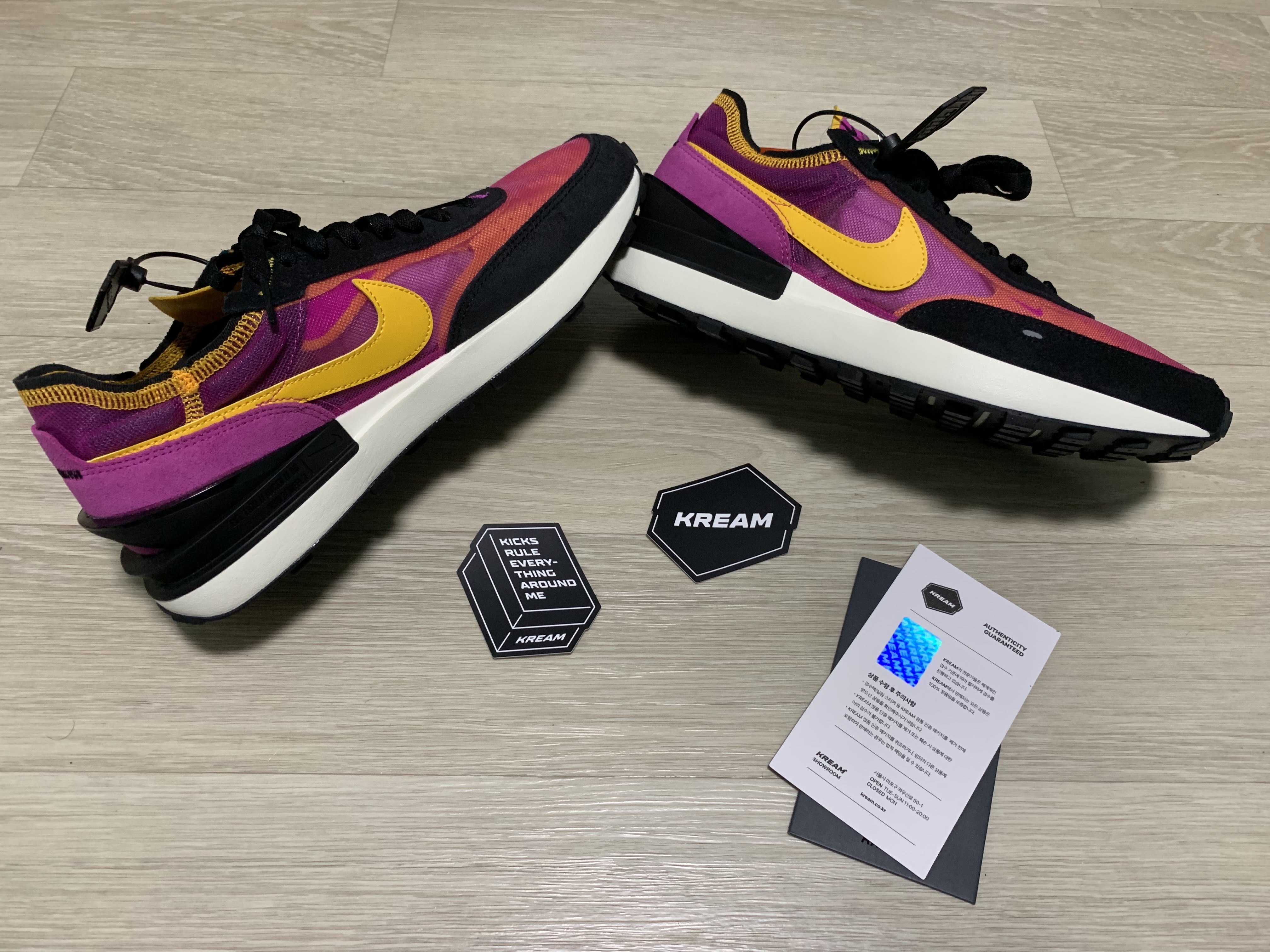 Nike Waffle One Active Fuchsia 착용 스타일 - 4