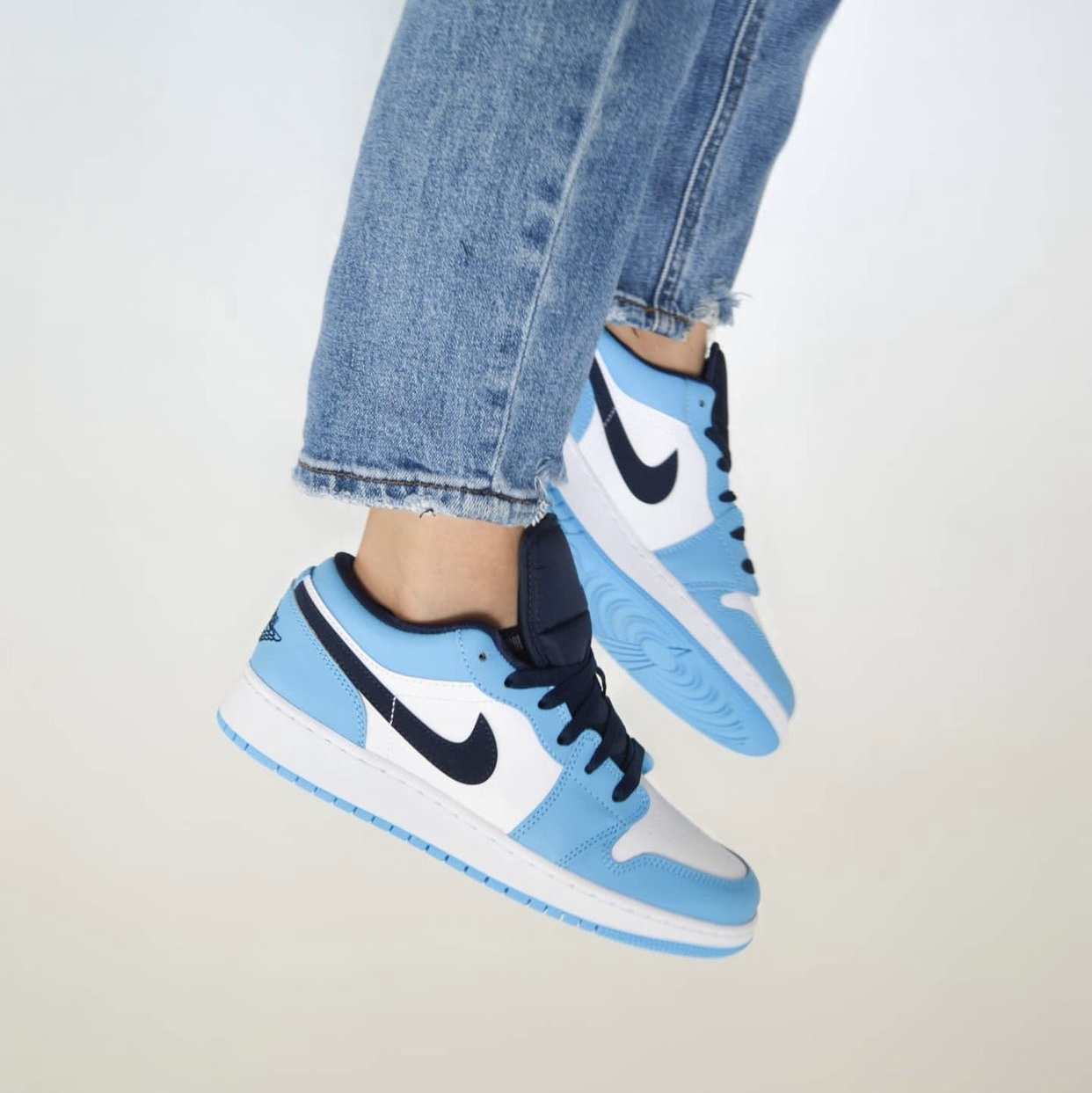 Jordan 1 Low Dark Powder Blue, (GS) Jordan 1 Low Dark Powder Blue 착용 스타일 - 2