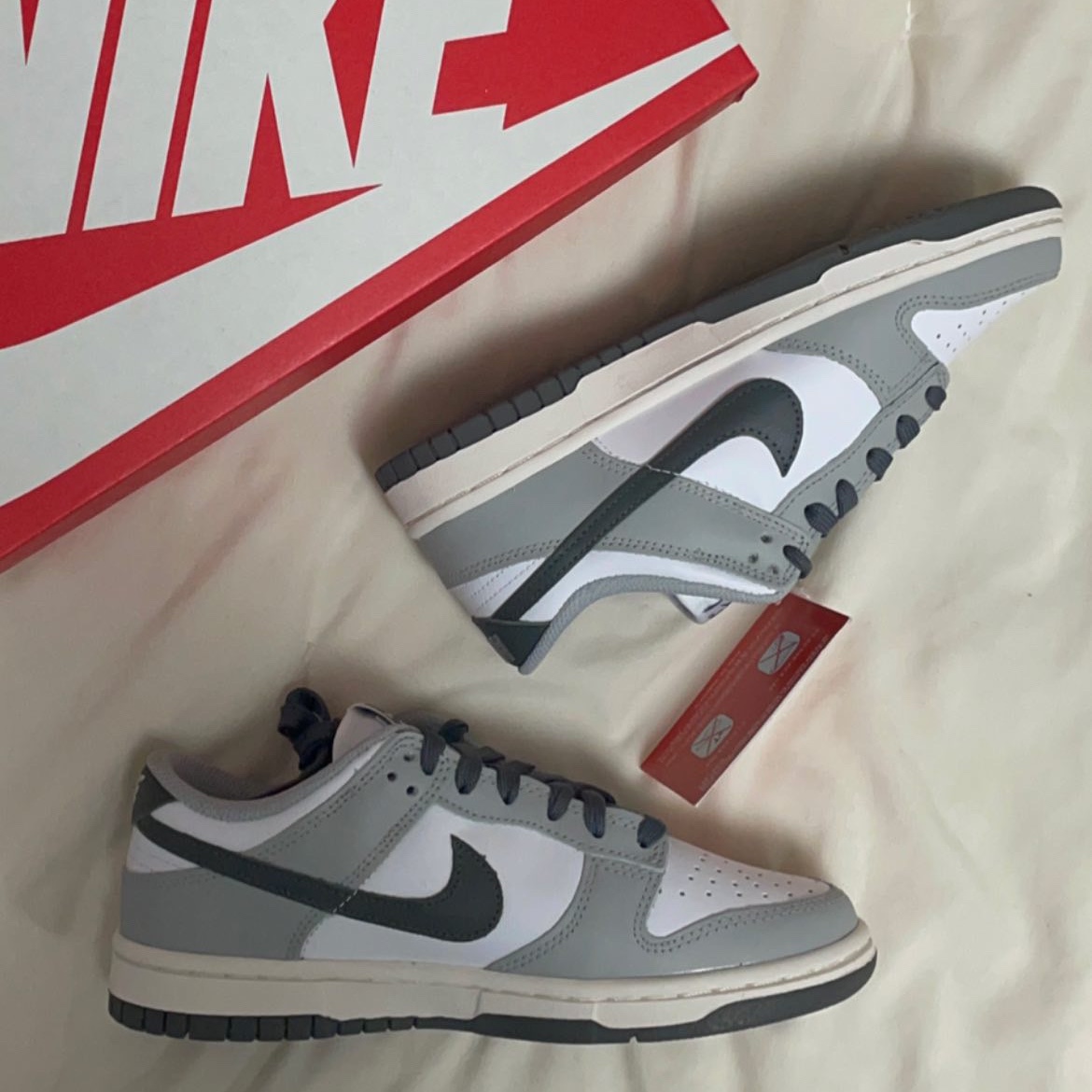 (W) Nike Dunk Low Light Smoke Grey 착용 스타일