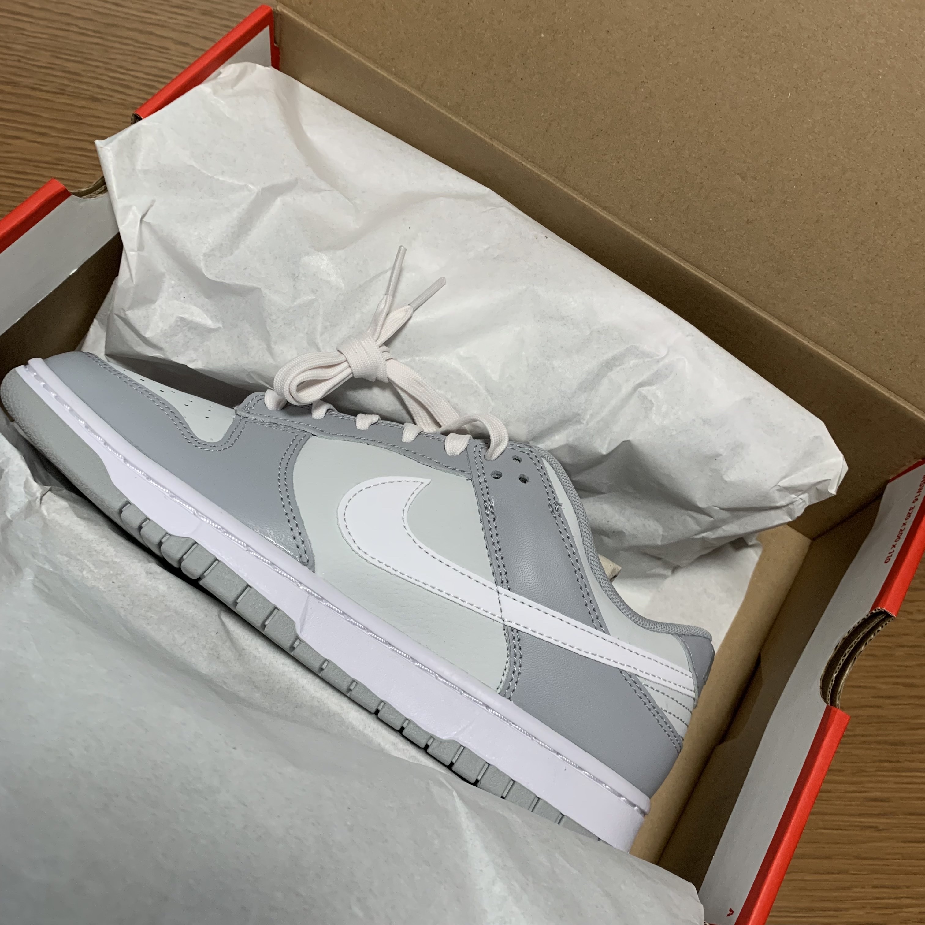 Nike Dunk Low Retro Wolf Grey 착용 스타일
