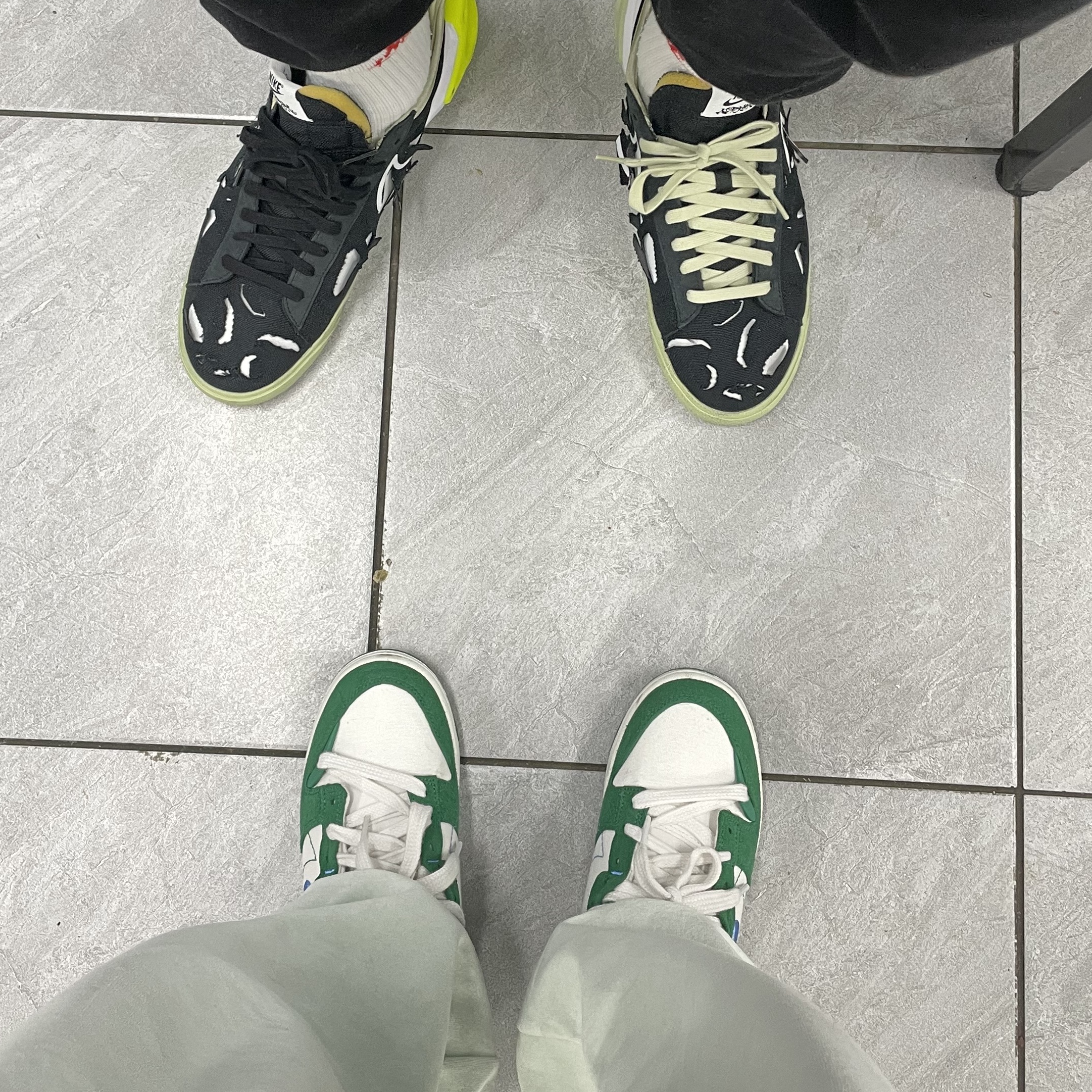Nike x Acronym Blazer Low Black, (W) Nike Dunk Low Disrupt 2 Phantom University Blue 착용 스타일
