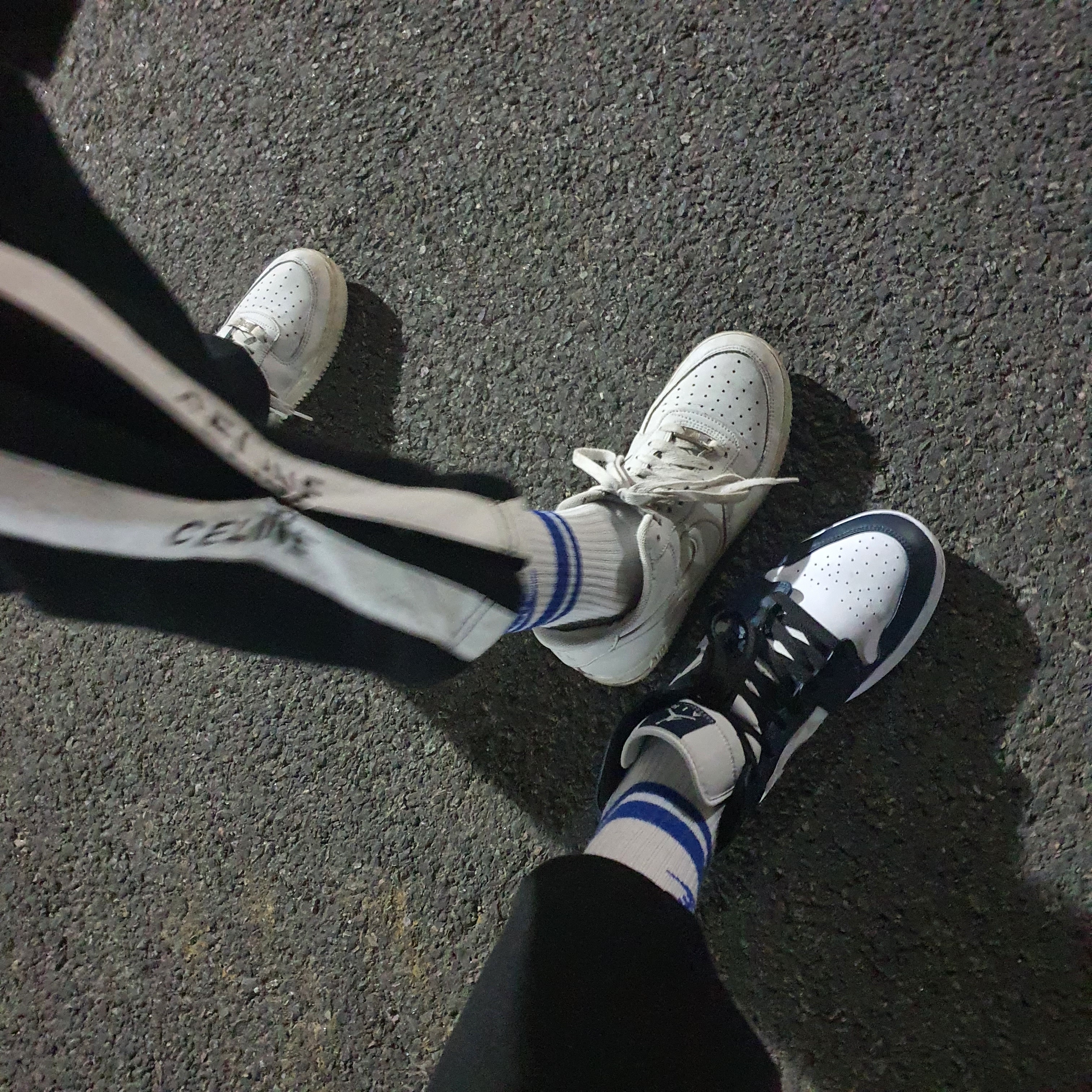 Jordan 1 Mid Dark Teal, Nike Air Force 1 '07 Low White 착용 스타일 - 2