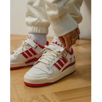 Adidas Forum 84 Low Team Power Red 착용 스타일