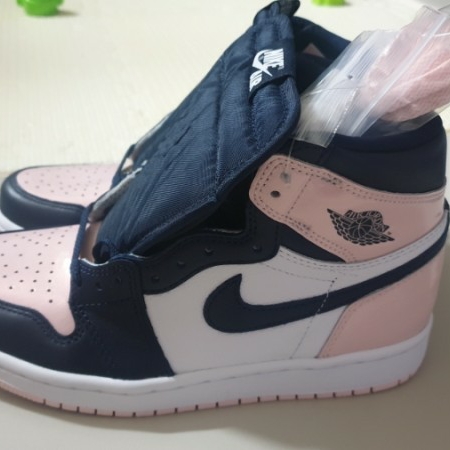 (W) Jordan 1 Retro High OG Atmosphere 착용 스타일 - 1