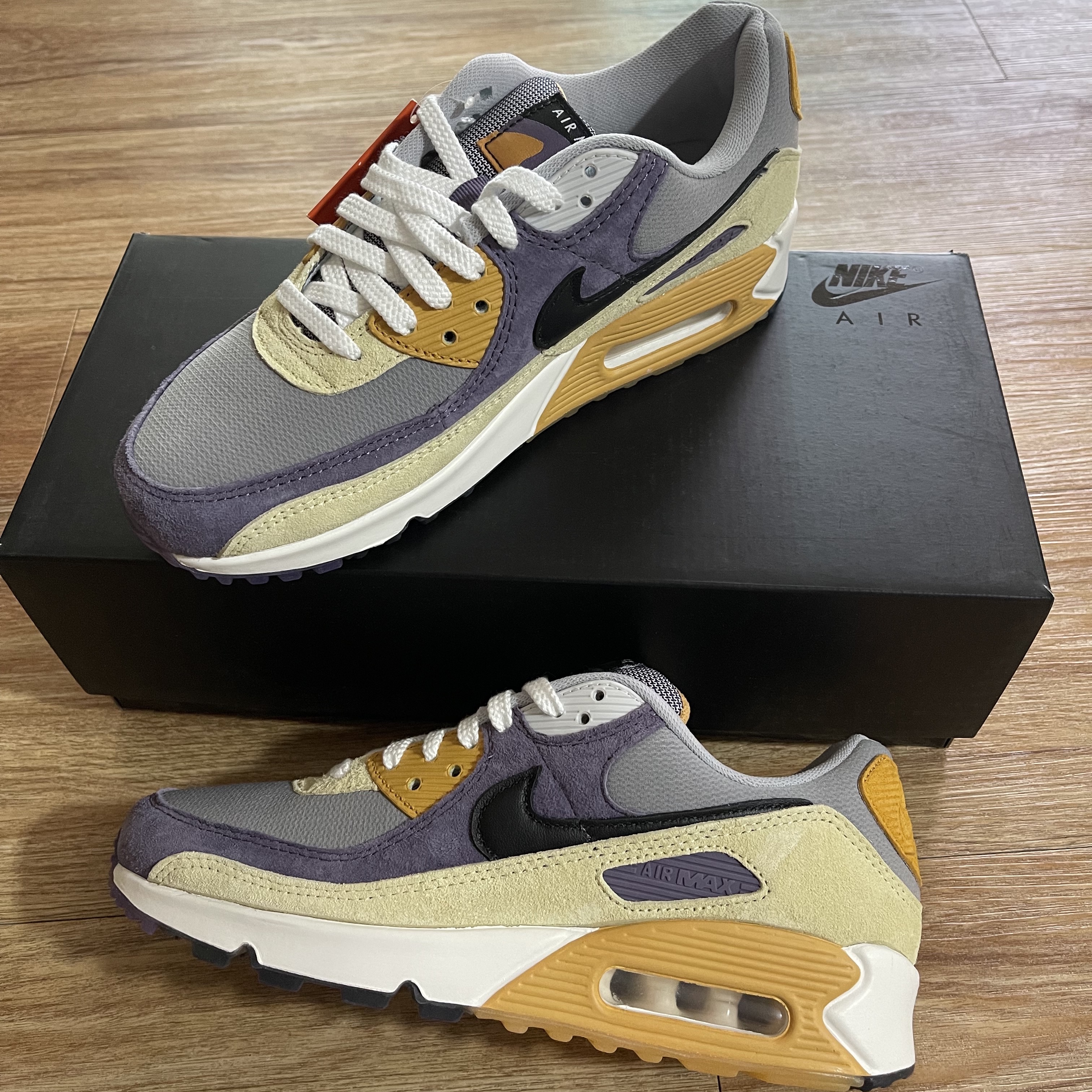 Nike Air Max 90 NRG Court Purple 착용 스타일
