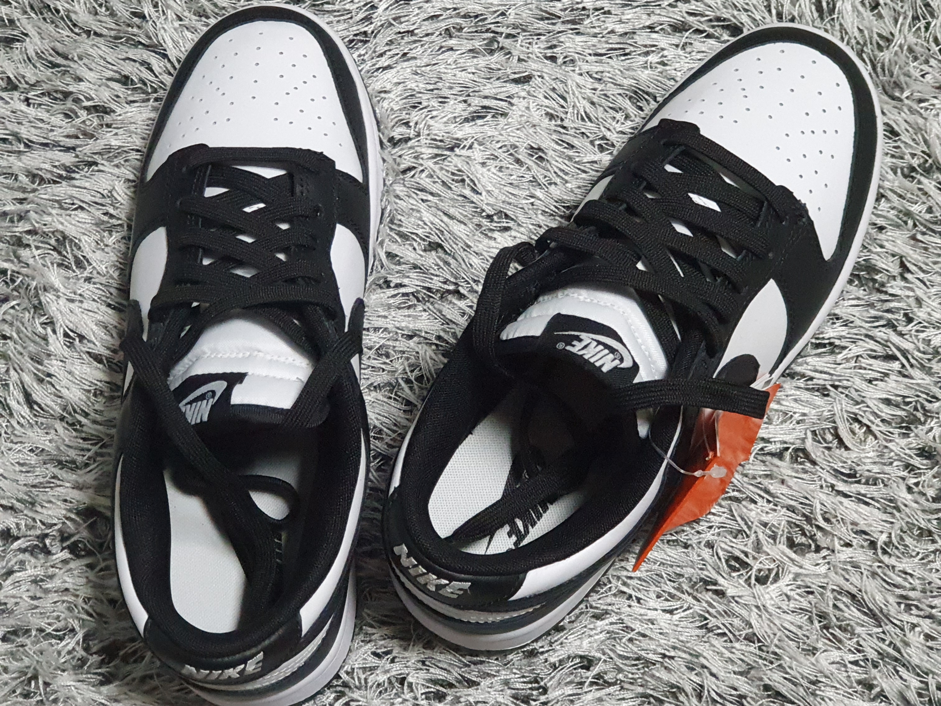 Nike Dunk Low Retro Black 착용 스타일