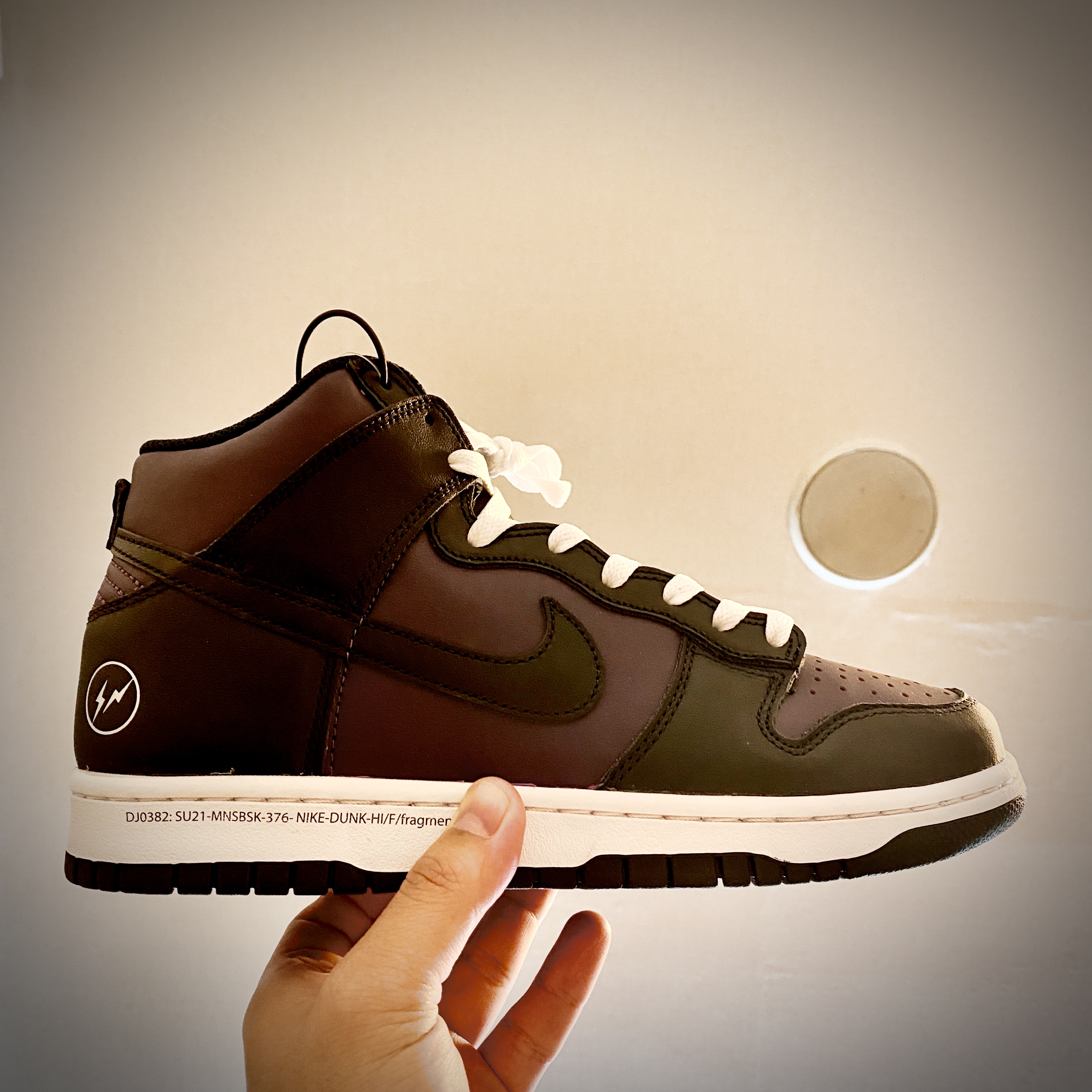Nike x Fragment Dunk High Black 착용 스타일 - 1