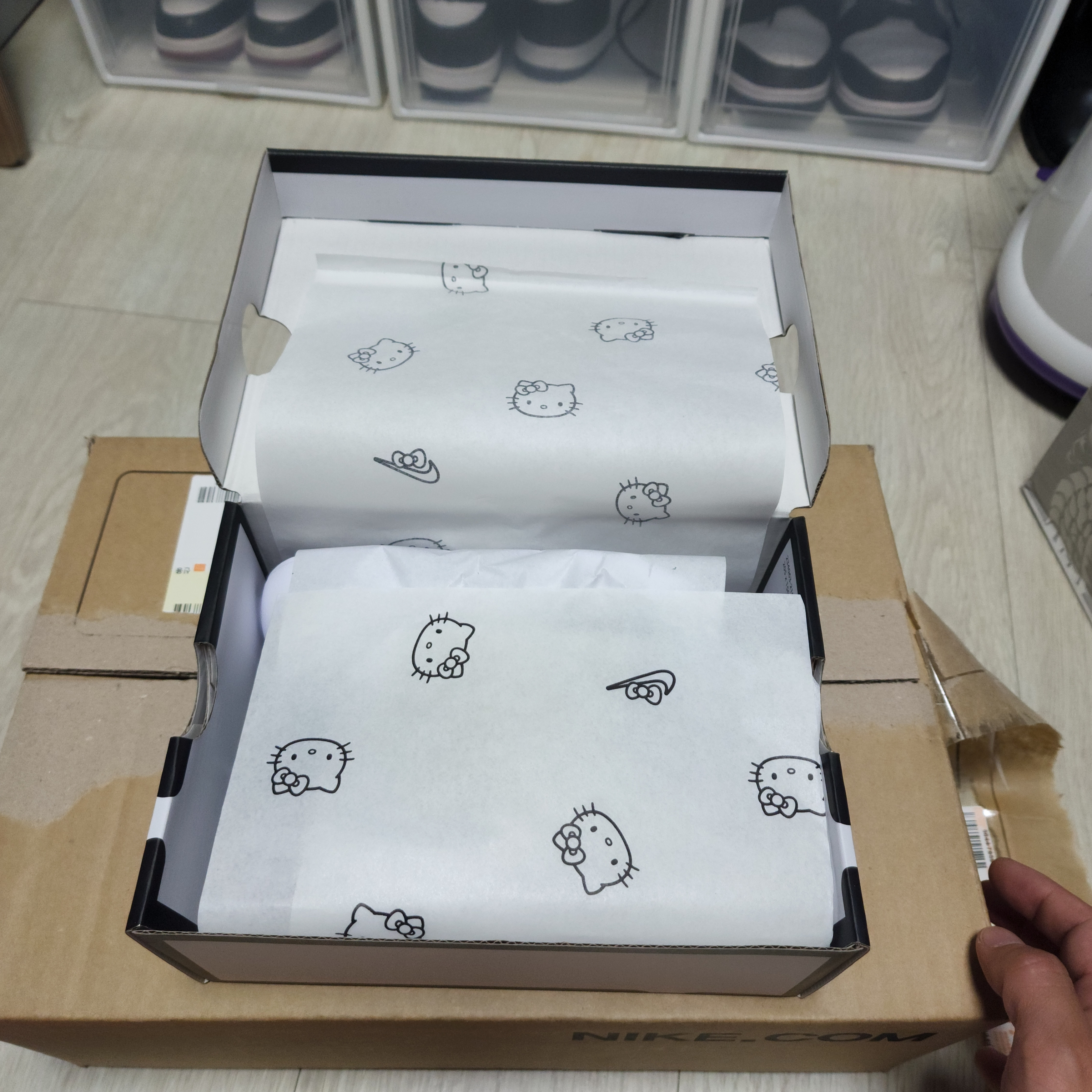 (TD) Nike x Hello Kitty Air Presto University Blue, Jordan 1 x Travis Scott x Fragment Retro Low OG SP Military Blue 착용 스타일 - 2