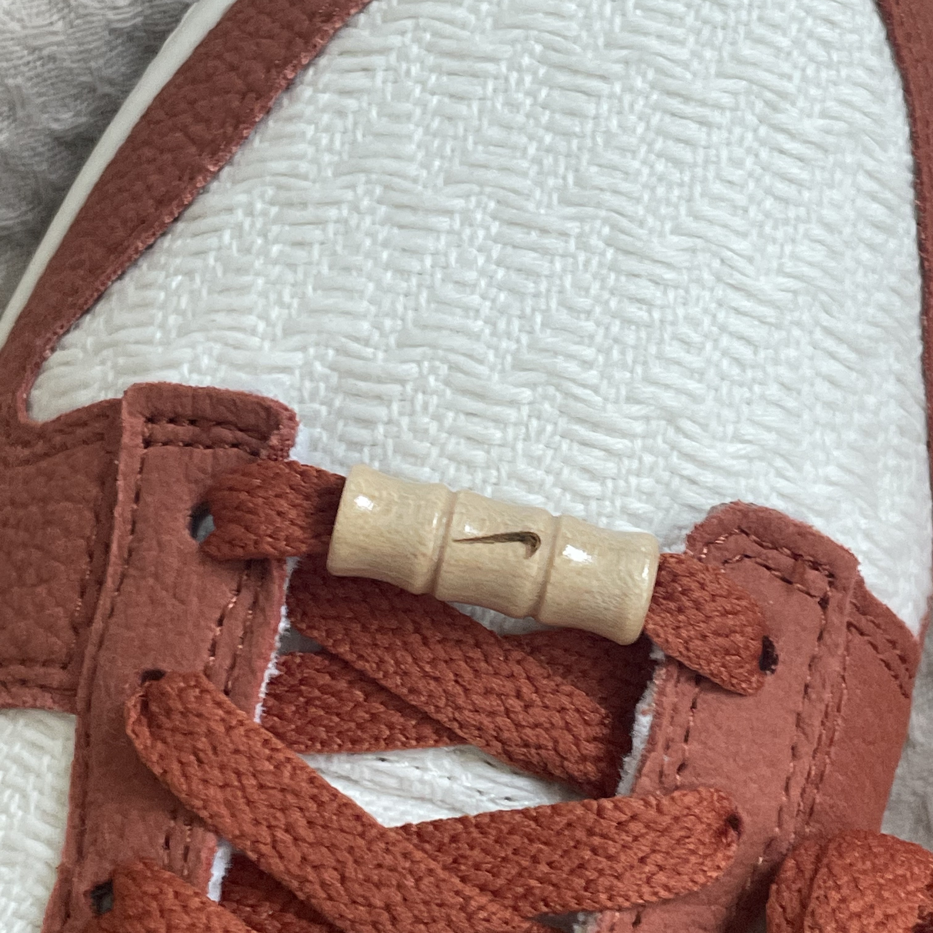 (W) Nike Dunk Low SE Sun Club Burnt Sunrise 착용 스타일 - 2