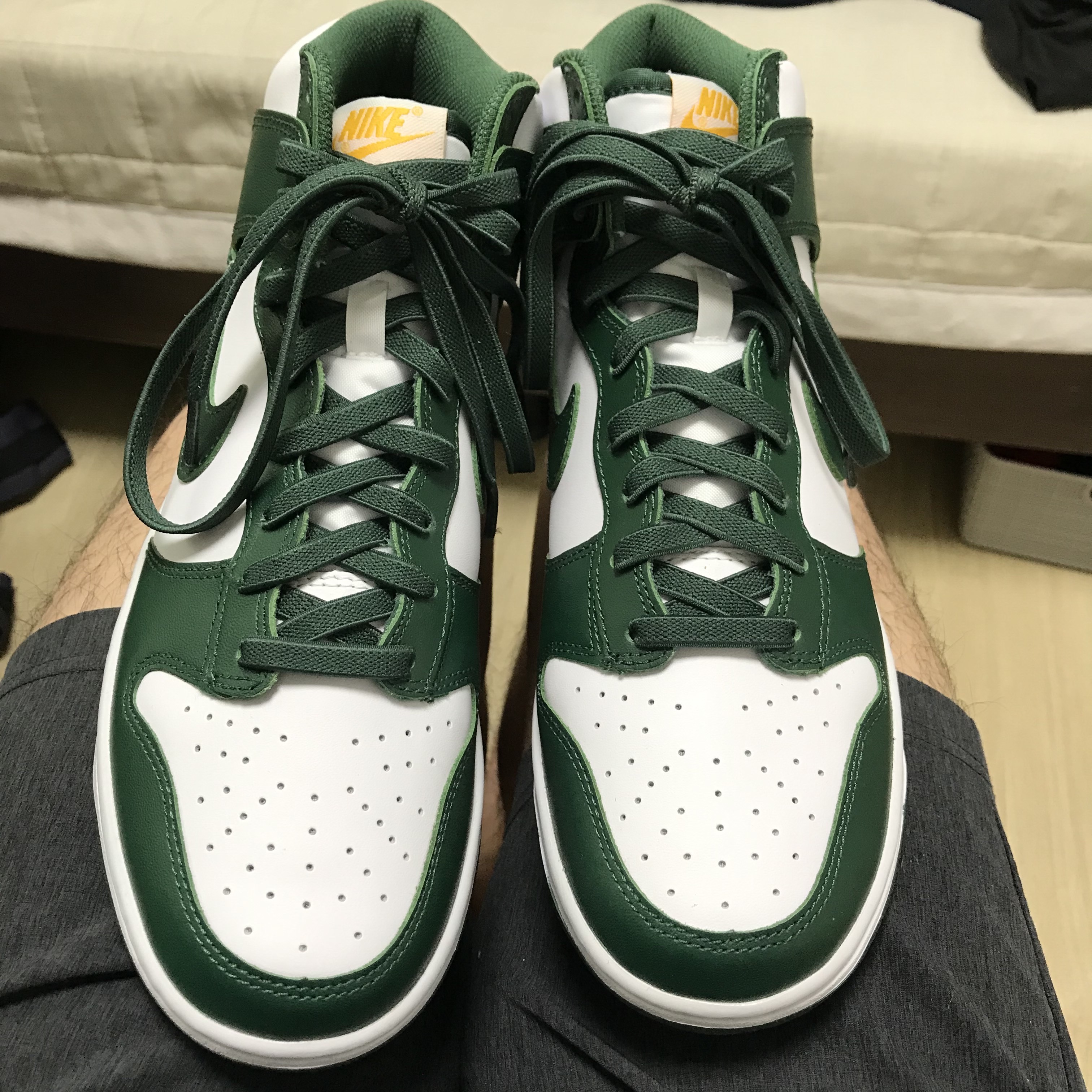 Nike Dunk High Retro Noble Green 착용 스타일