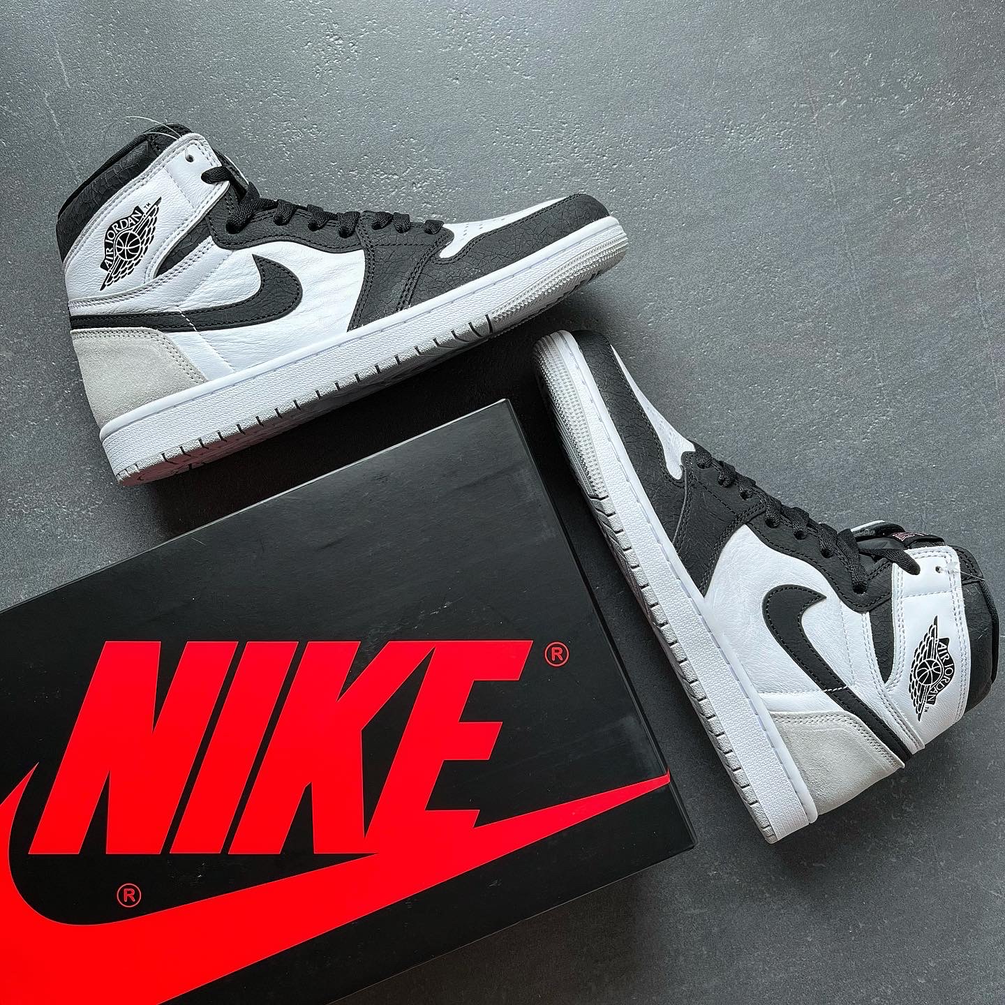 Jordan 1 Retro High OG Bleached Coral, (GS) Jordan 1 Retro High OG Bleached Coral 착용 스타일 - 1