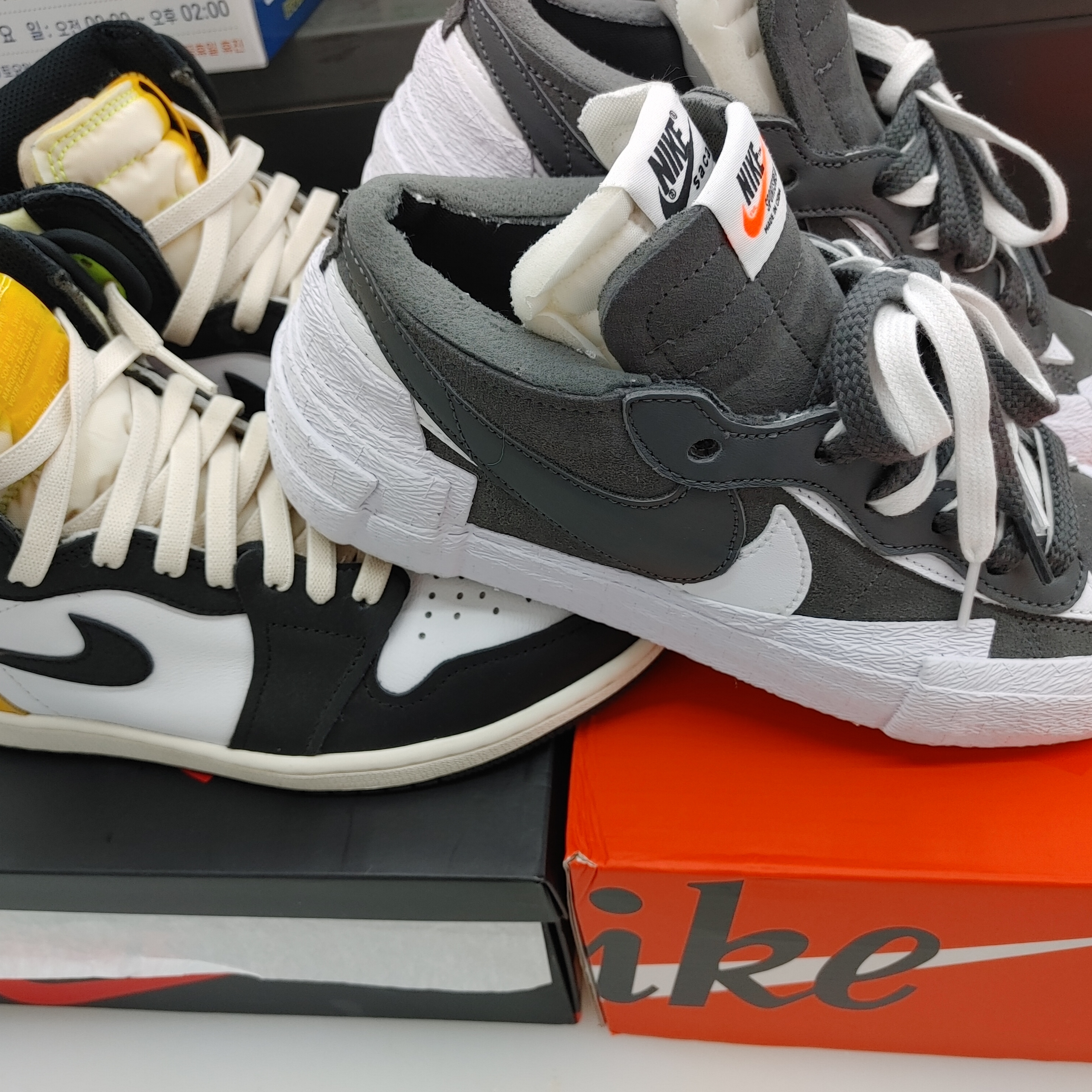 Nike x Sacai Blazer Low Iron Grey, Jordan 1 Retro High OG Volt Gold 착용 스타일