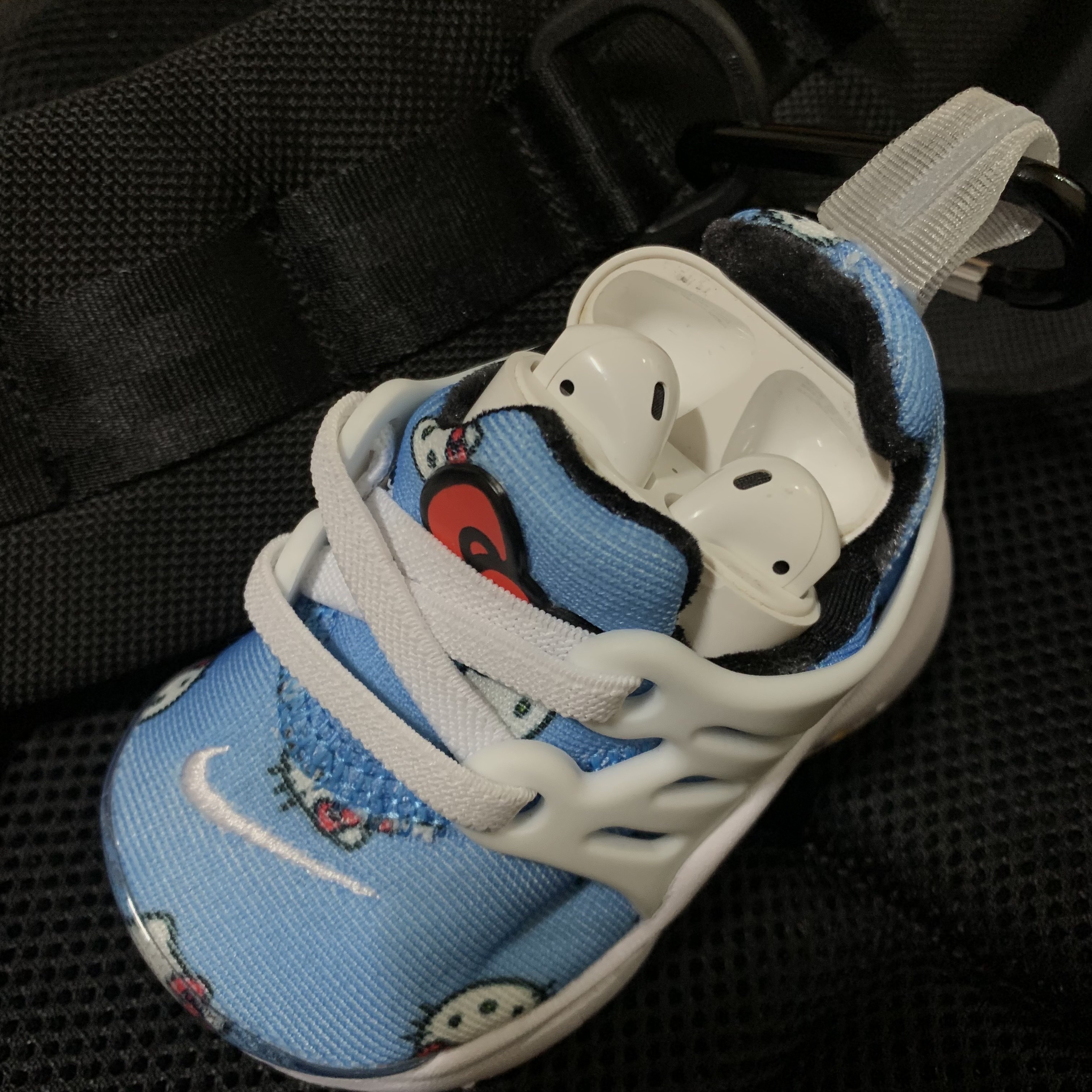 (TD) Nike x Hello Kitty Air Presto University Blue, Nike x Hello Kitty Air Presto University Blue 착용 스타일 - 1