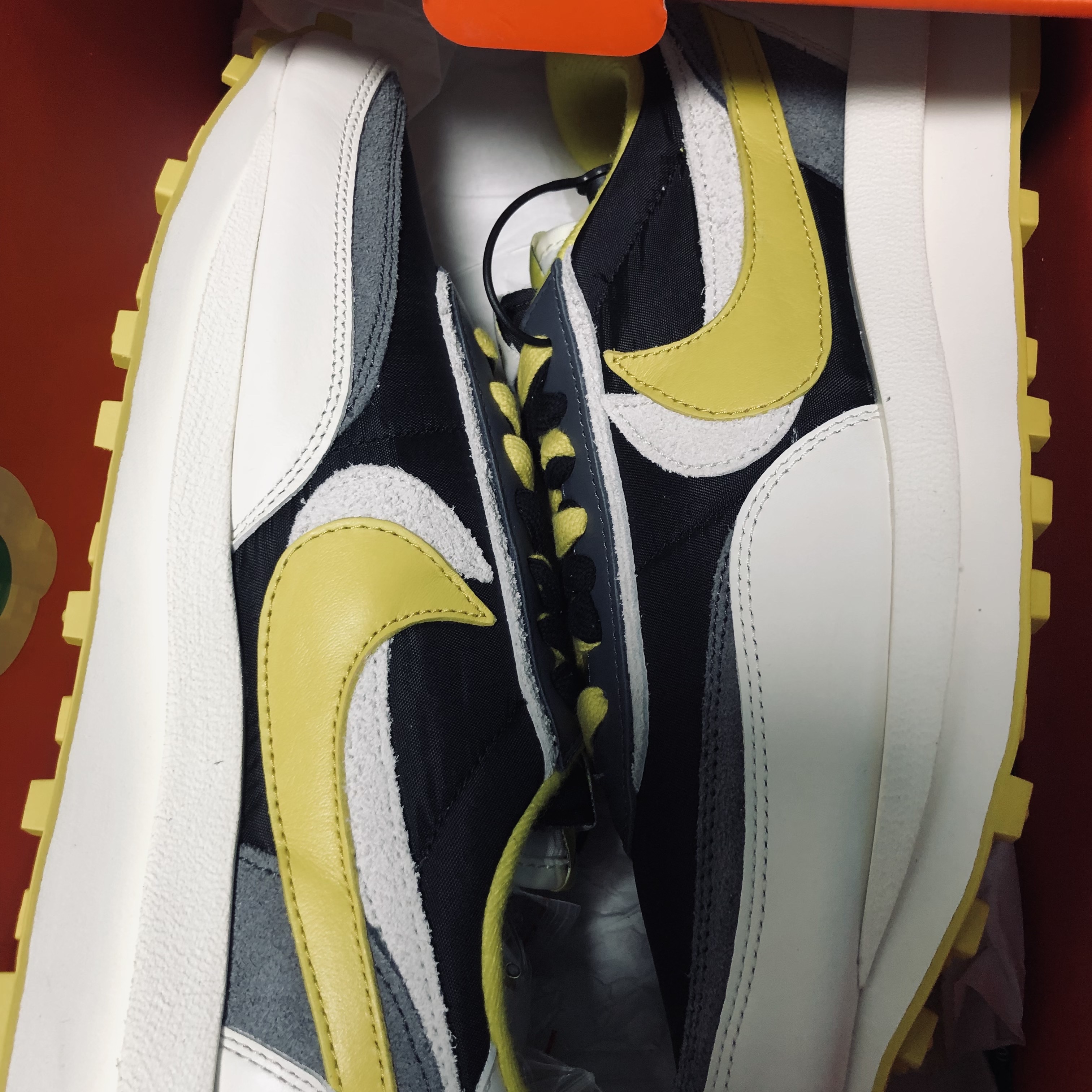 Nike x Sacai x Undercover LDWaffle Black Bright Citron 착용 스타일