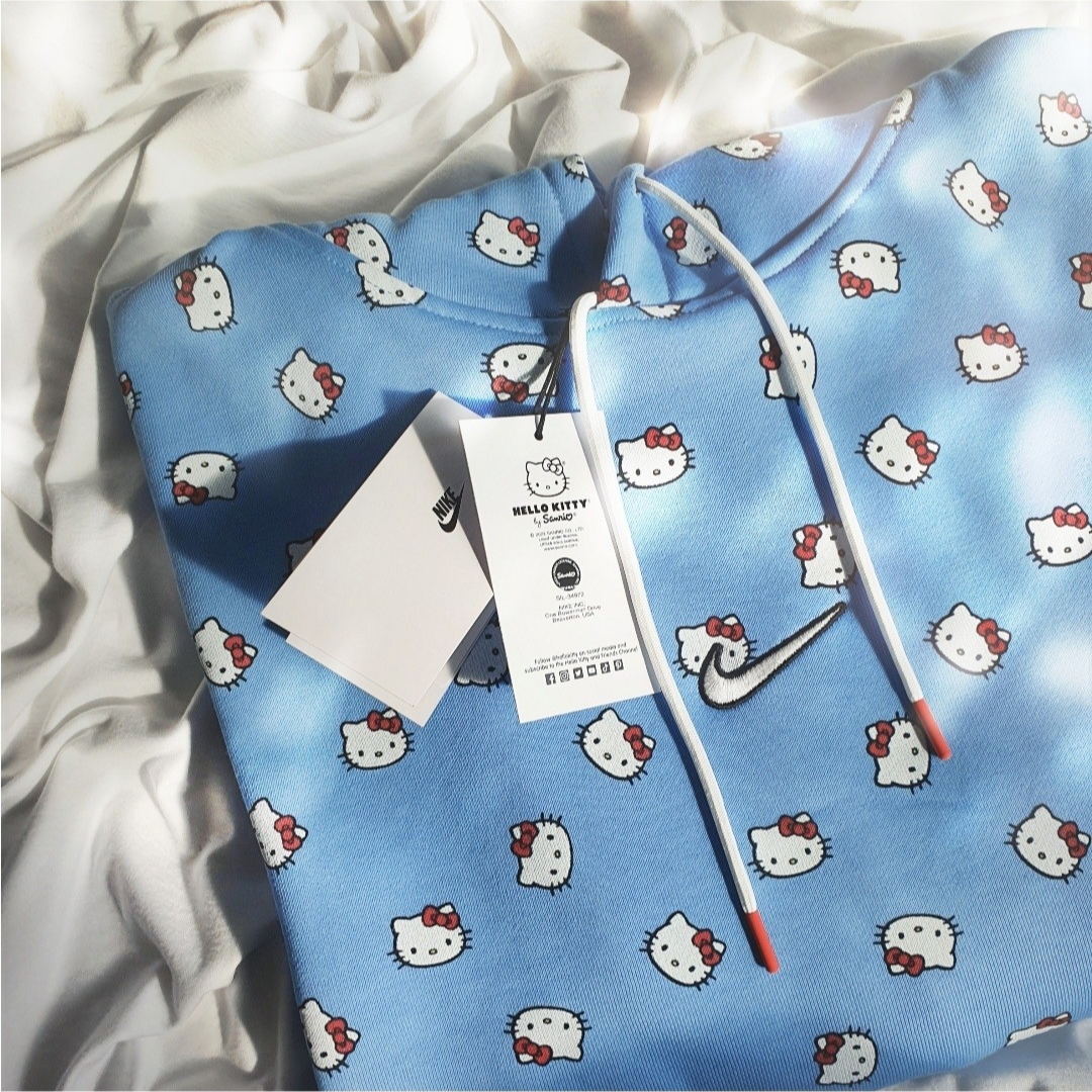 Nike x Hello Kitty NRG Fleece Hoodie Blue - Asia, Nike x Hello Kitty NRG Fleece Hoodie Blue - US/EU 착용 스타일