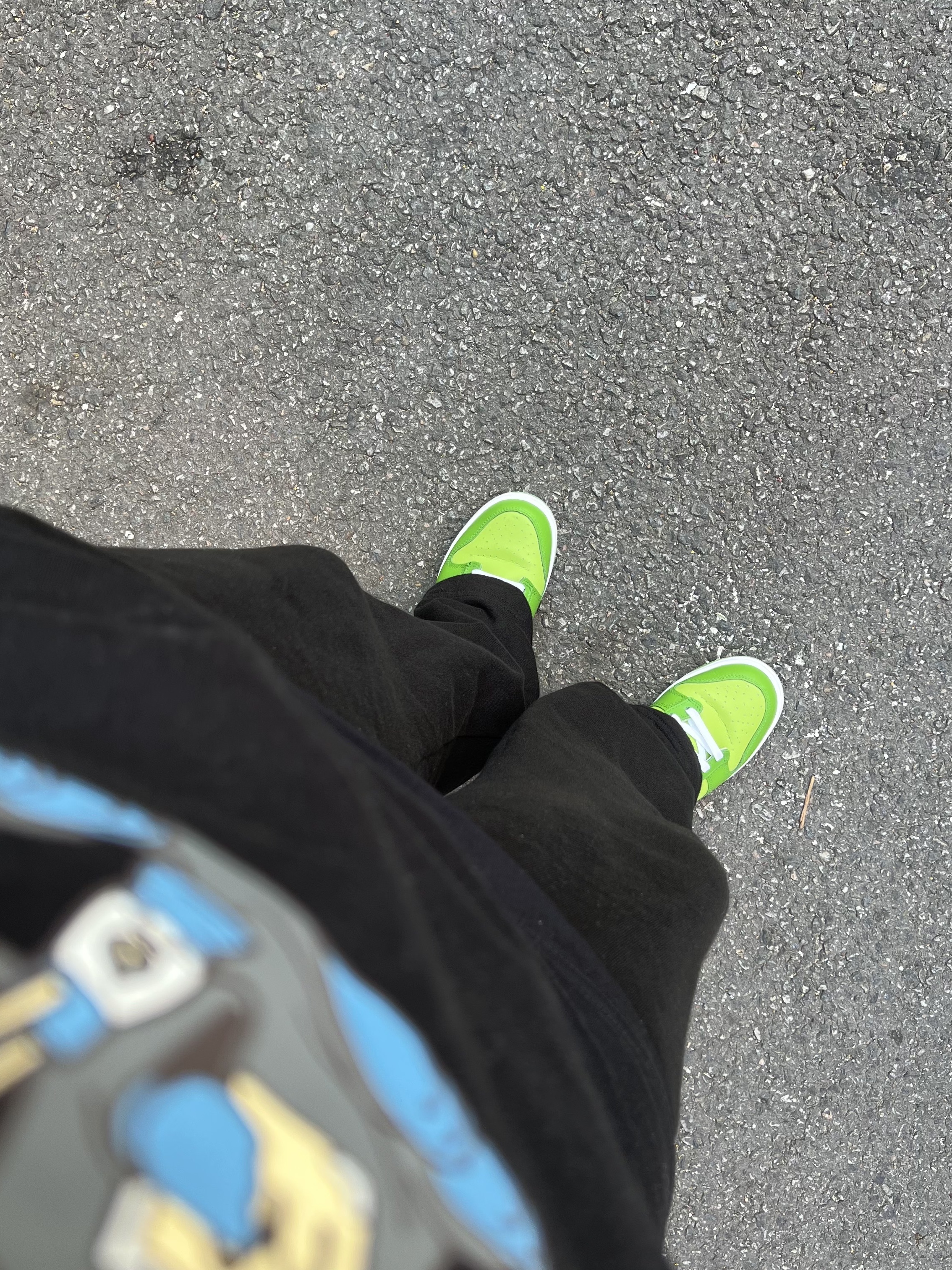 (GS) Nike Dunk Low Vivid Green 착용 스타일