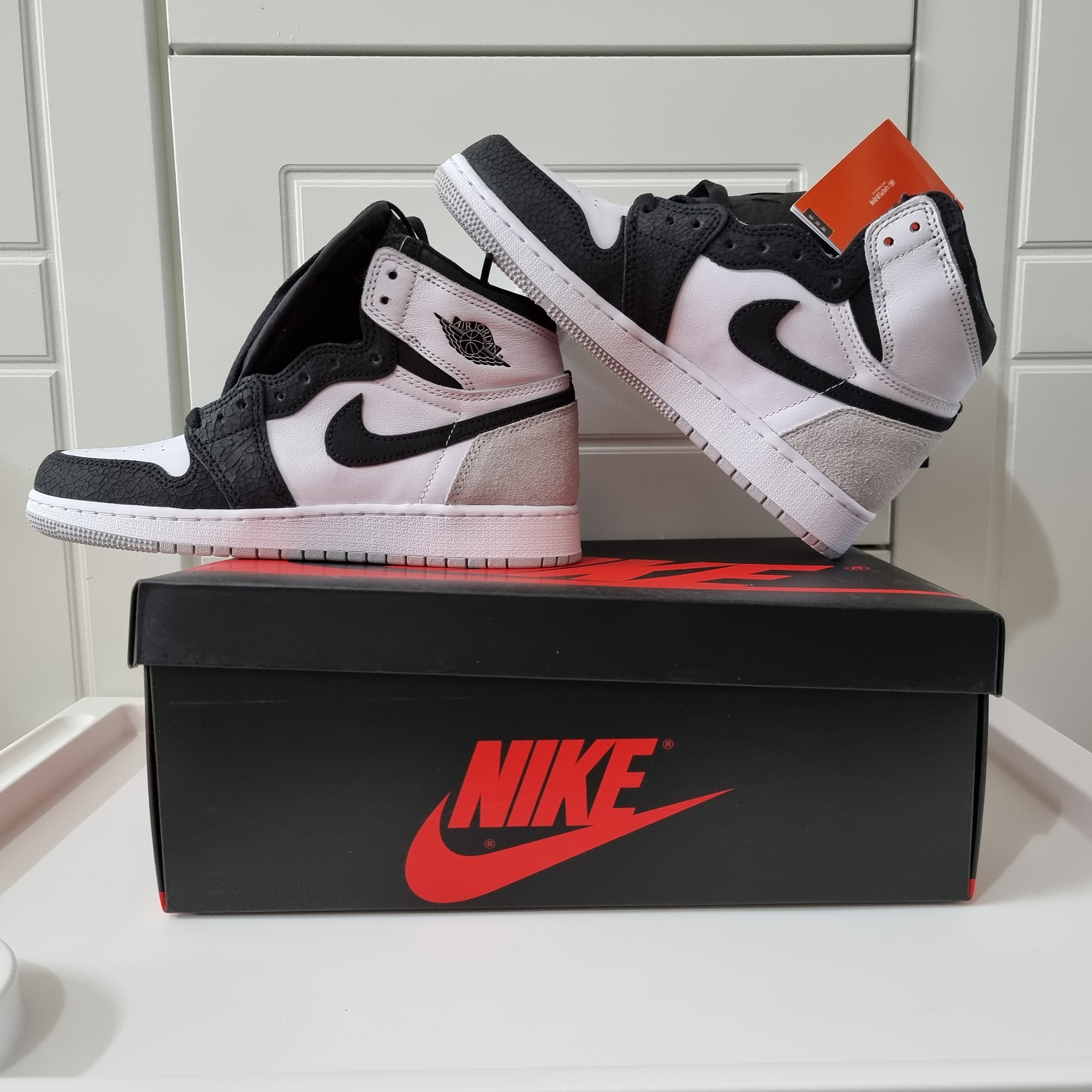 (GS) Jordan 1 Retro High OG Bleached Coral, Jordan 1 Retro High OG Bleached Coral 착용 스타일 - 1
