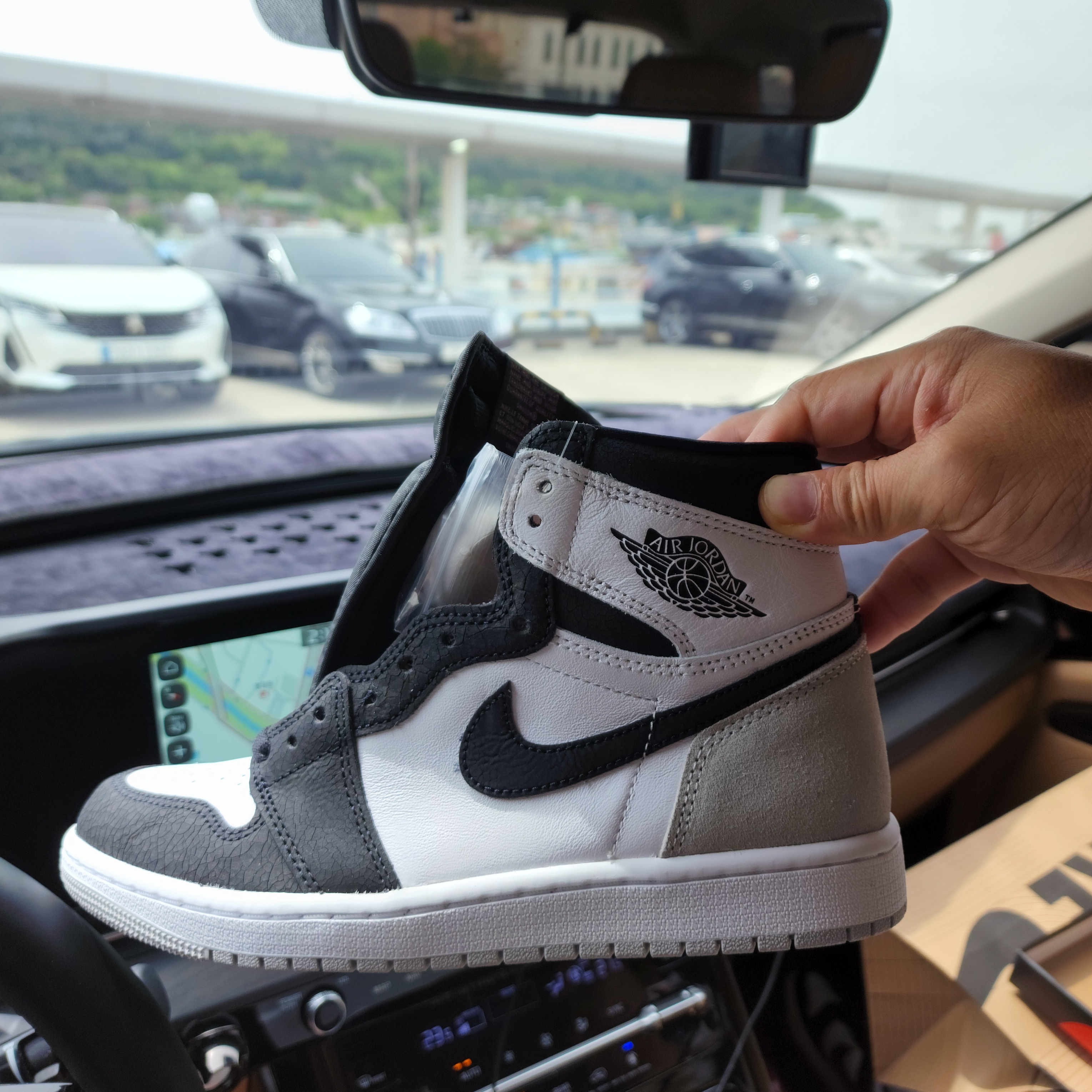 Jordan 1 Retro High OG Bleached Coral 착용 스타일 - 2