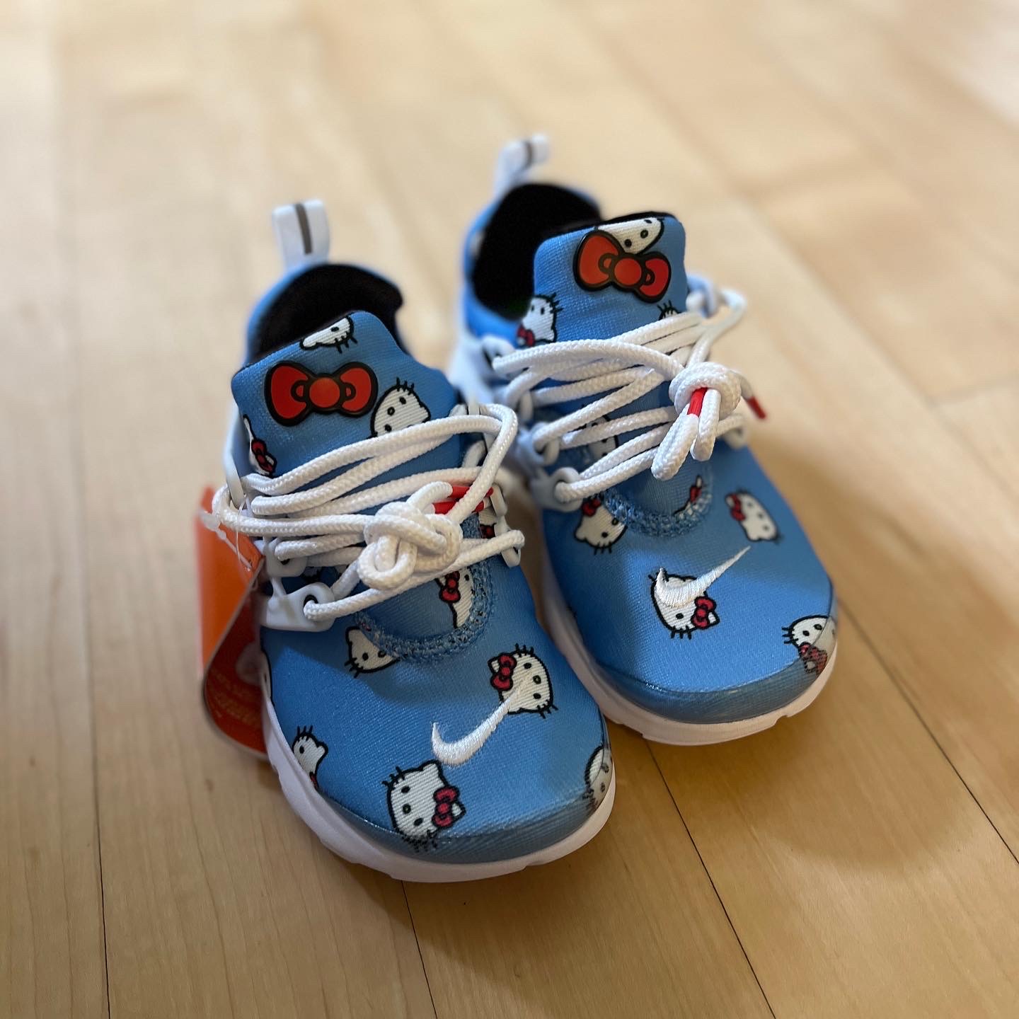 (PS) Nike x Hello Kitty Air Presto University Blue 착용 스타일 - 1