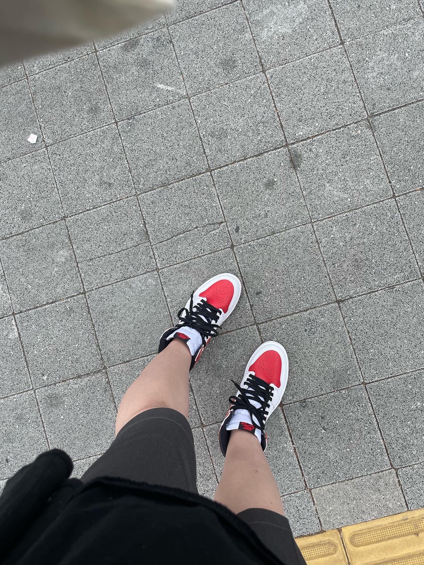 Jordan 1 Retro High OG Heritage 착용 스타일 - 2