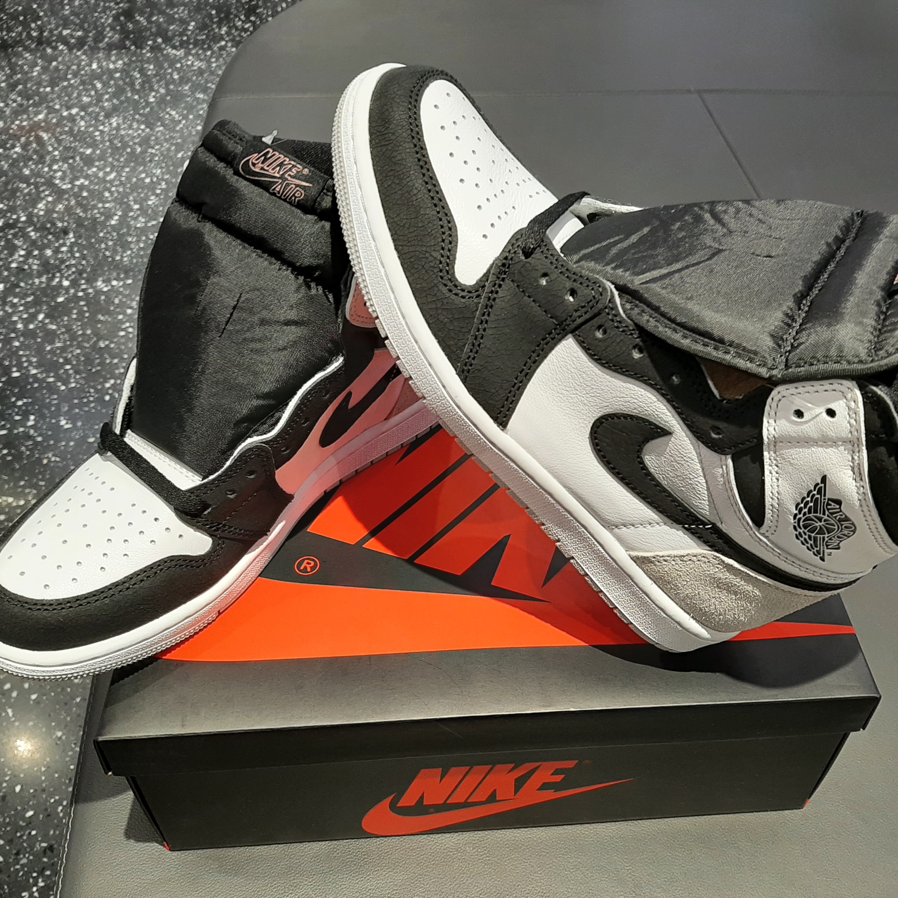 Jordan 1 Retro High OG Bleached Coral 착용 스타일 - 3