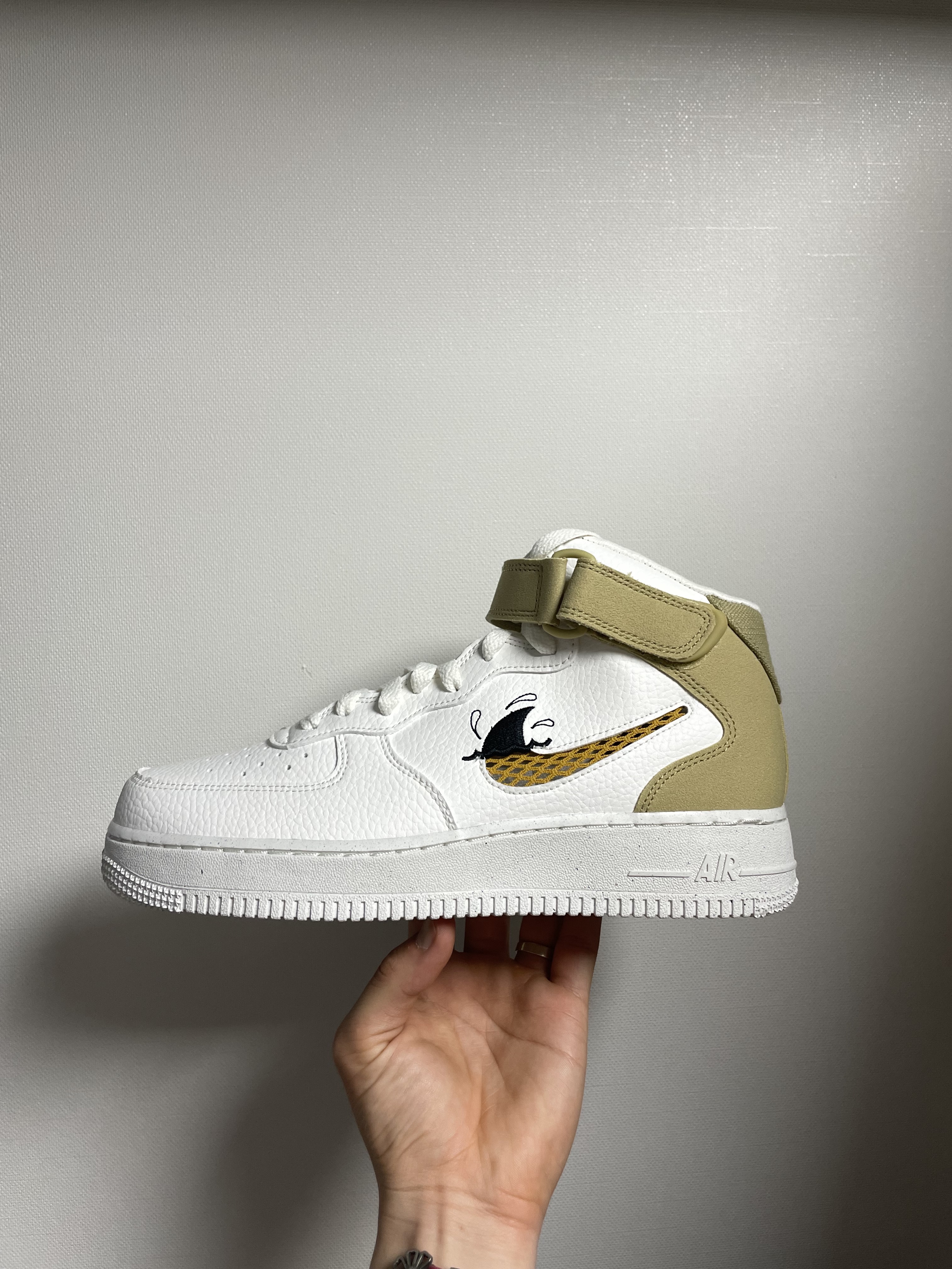 Nike Air Force 1 Mid '07 LV8 Next Nature Sun Club 착용 스타일 - 1
