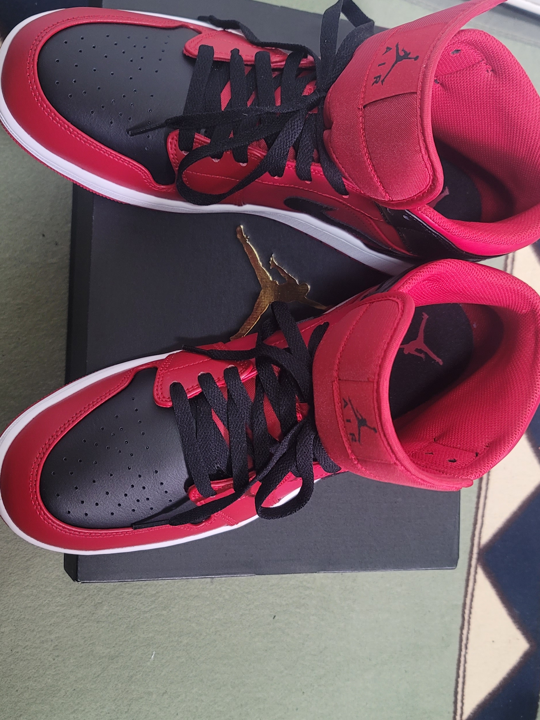 Jordan 1 Mid Reverse Bred 착용 스타일